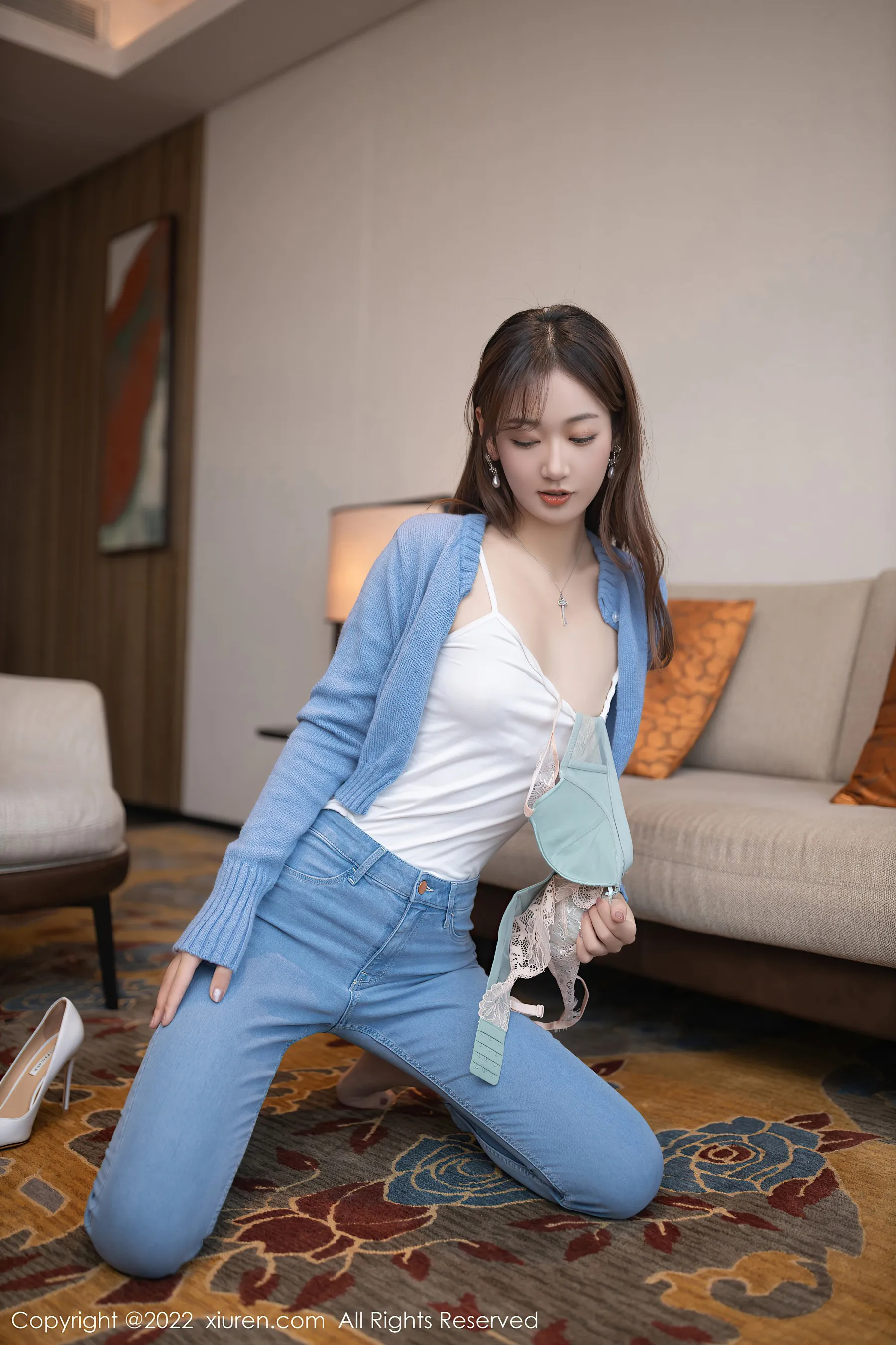  秀人网 No.4582 唐安琪 牛仔裤美腿第5张