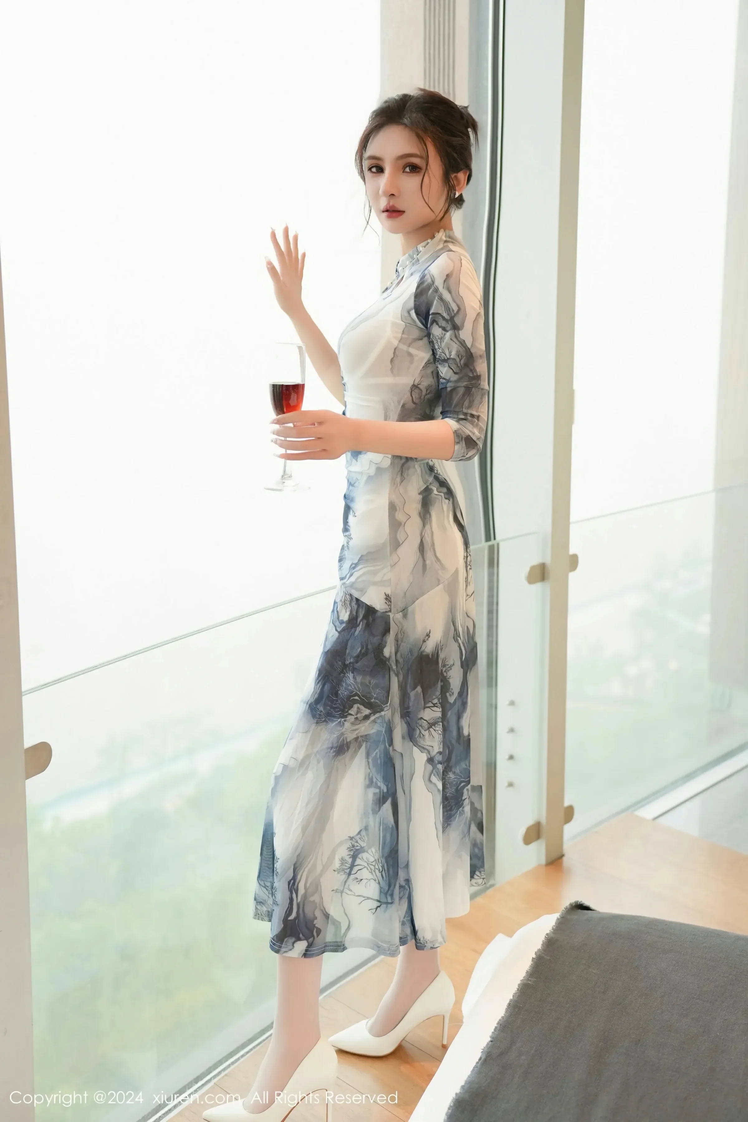  XiuRen 秀人 No.8587 Emily尹菲 [117P]第1张