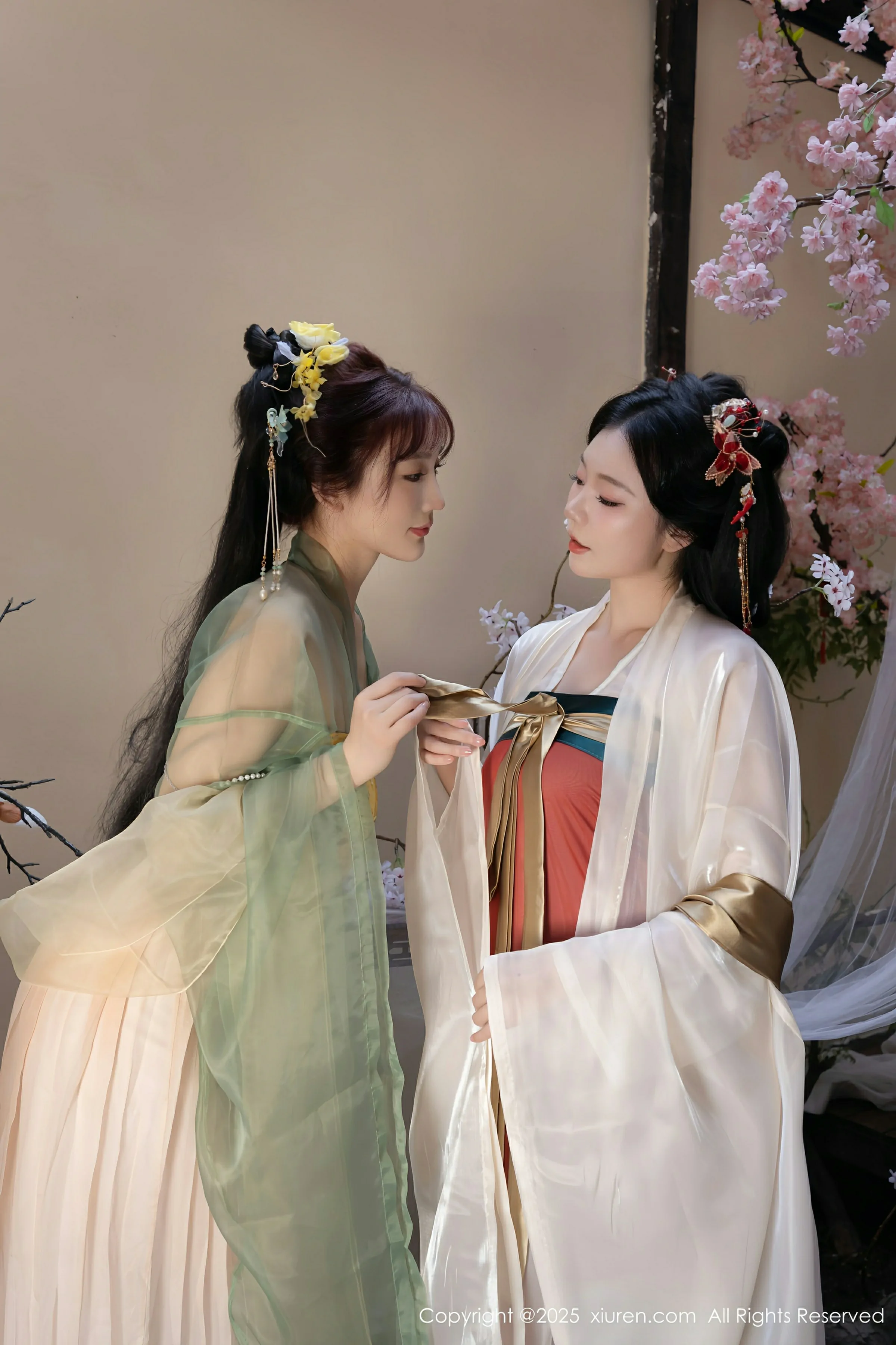  XiuRen 秀人 No.10223 陆萱萱&#038;安然anran [80P]第2张