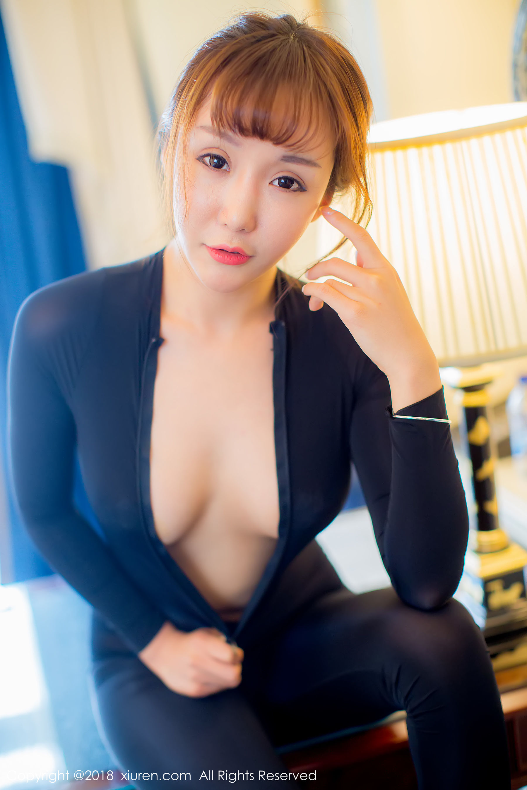 顾灿《紧身衣+浴室湿身》 秀人网XIUREN No.979第11张