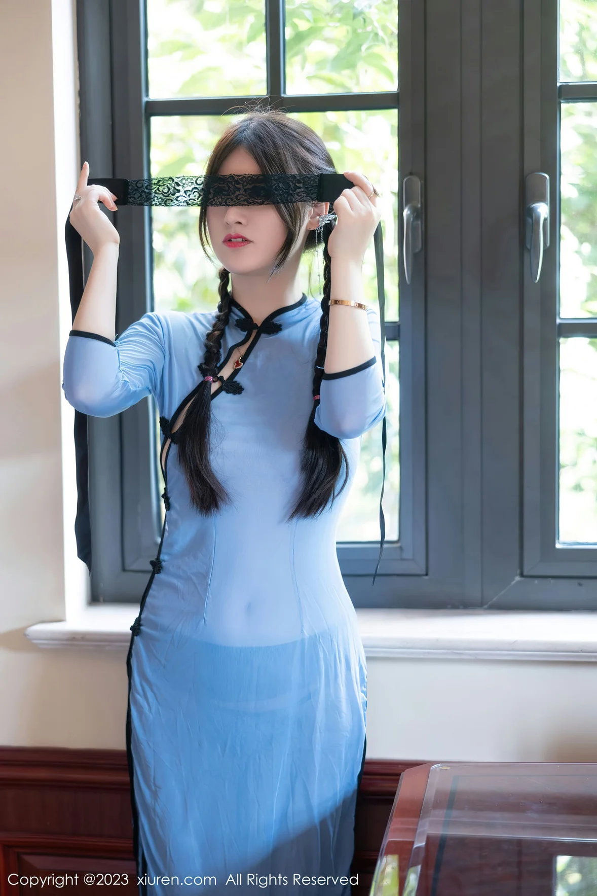  XiuRen 秀人 No.7357 诗诗kiki 轻透旗袍性感写真 [85P]第1张