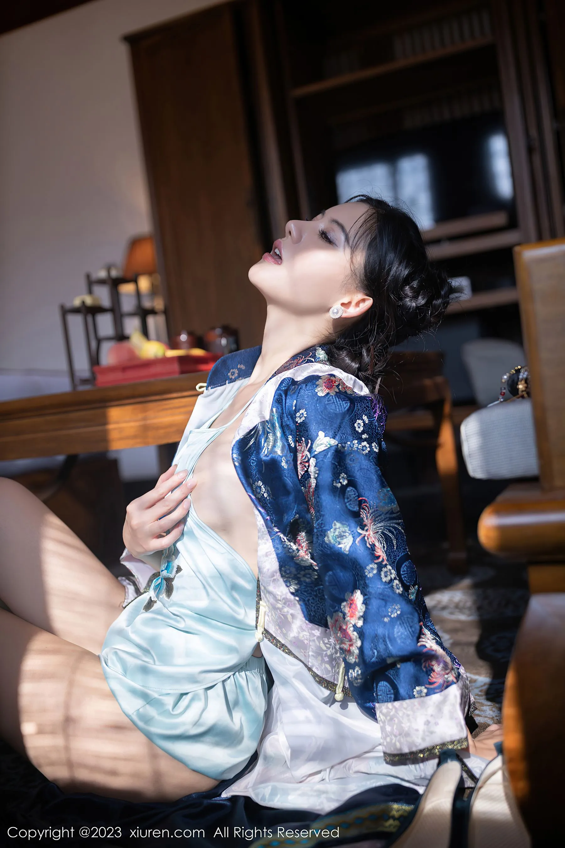  秀人网 No.6398 就是阿朱啊第6张