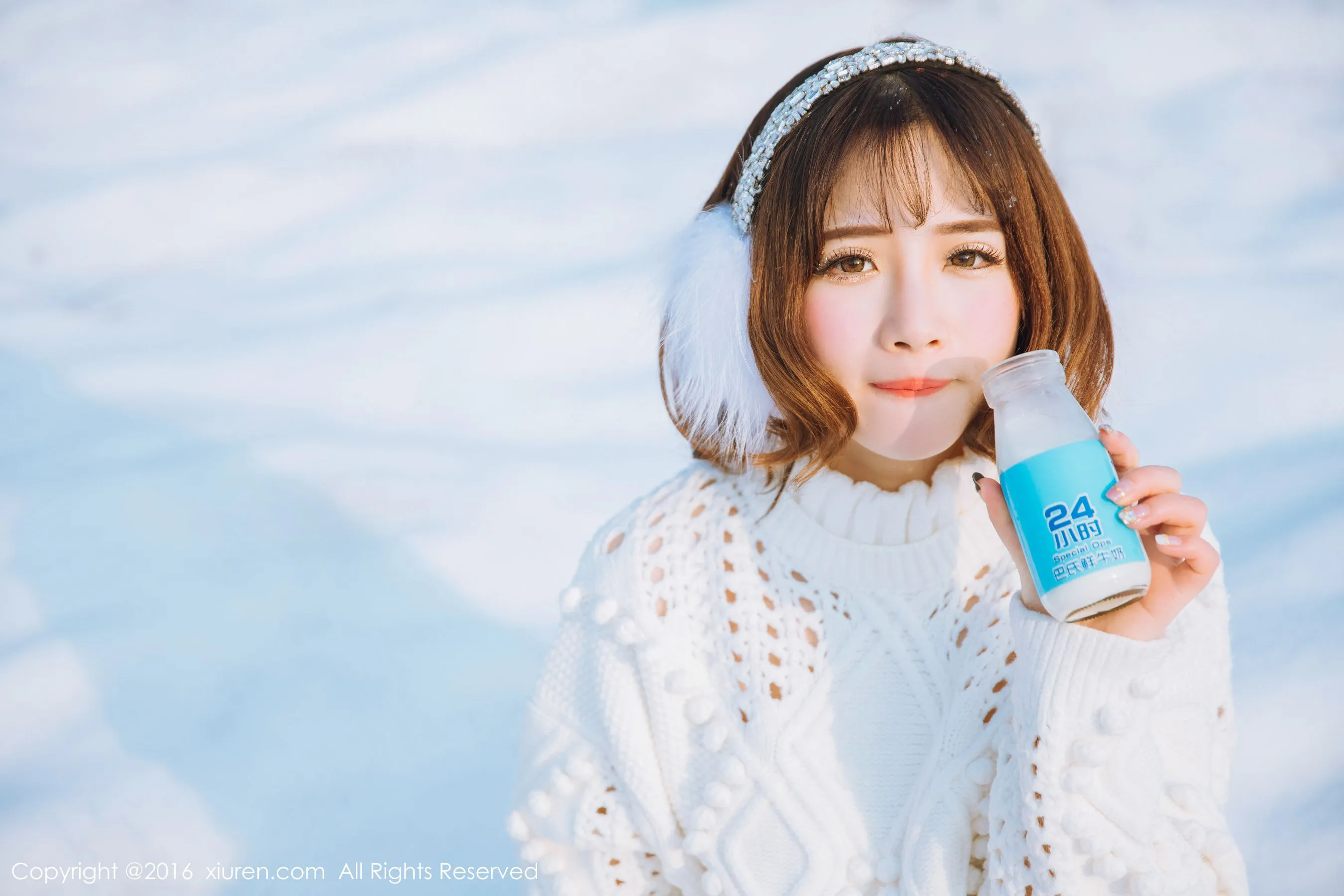 徐cake《新春雪景套图》 秀人网 No.484第3张