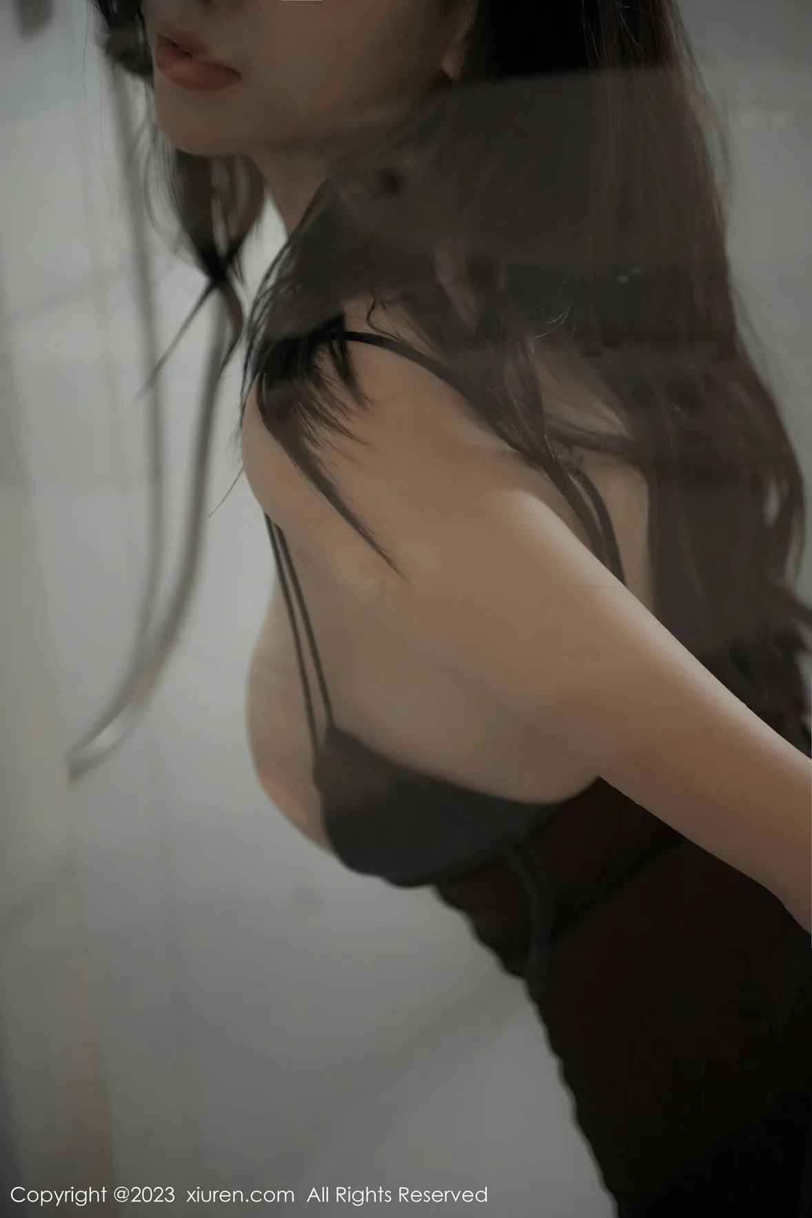  XiuRen 秀人 No.6916 章芃芃 新人浴室场景性感写真 [71P]第5张