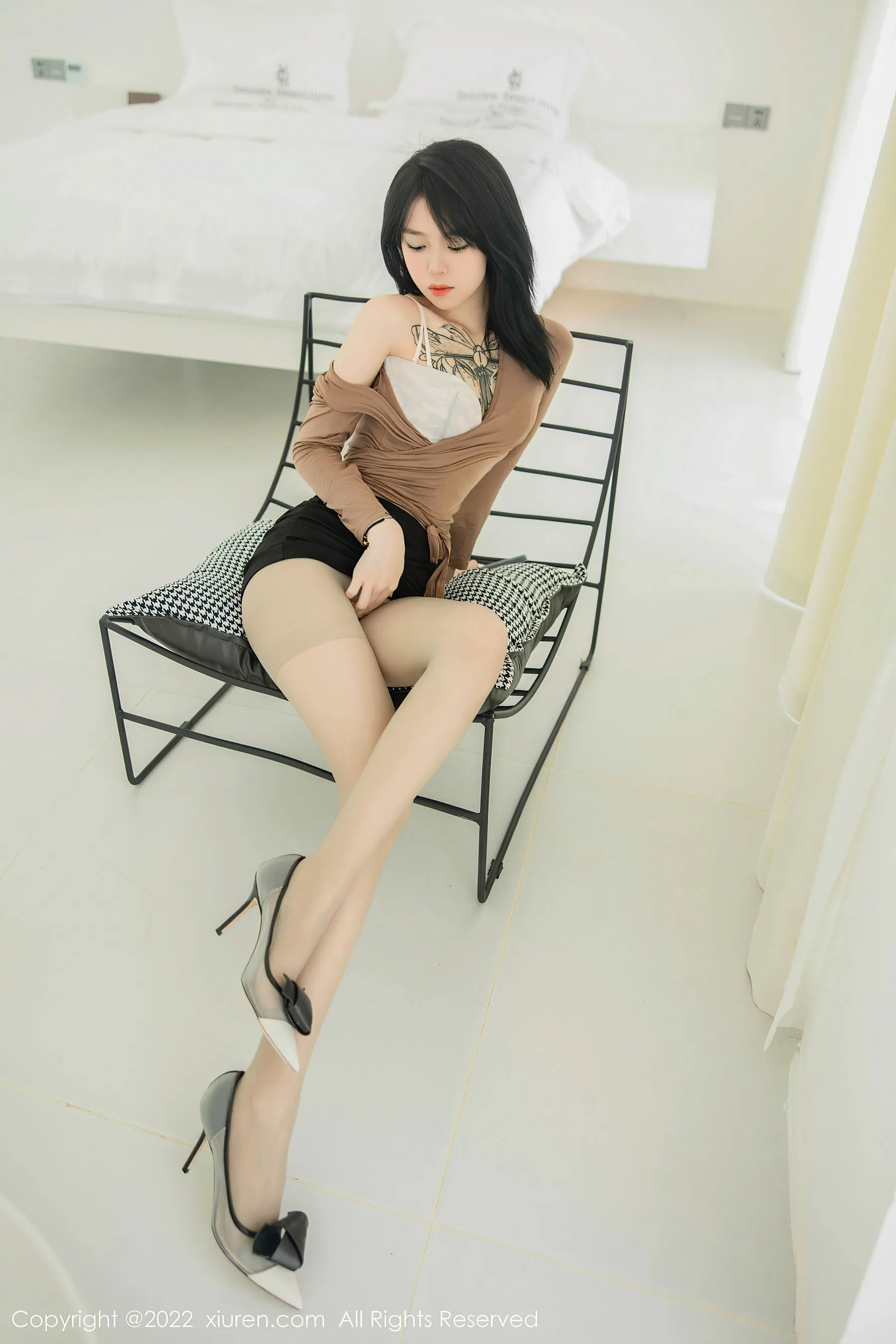  秀人网 No.5587 奶瓶. 大理旅拍第32张