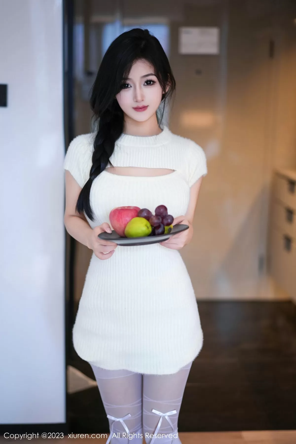  XiuRen 秀人 No.7541 谭小灵 [93P]第1张