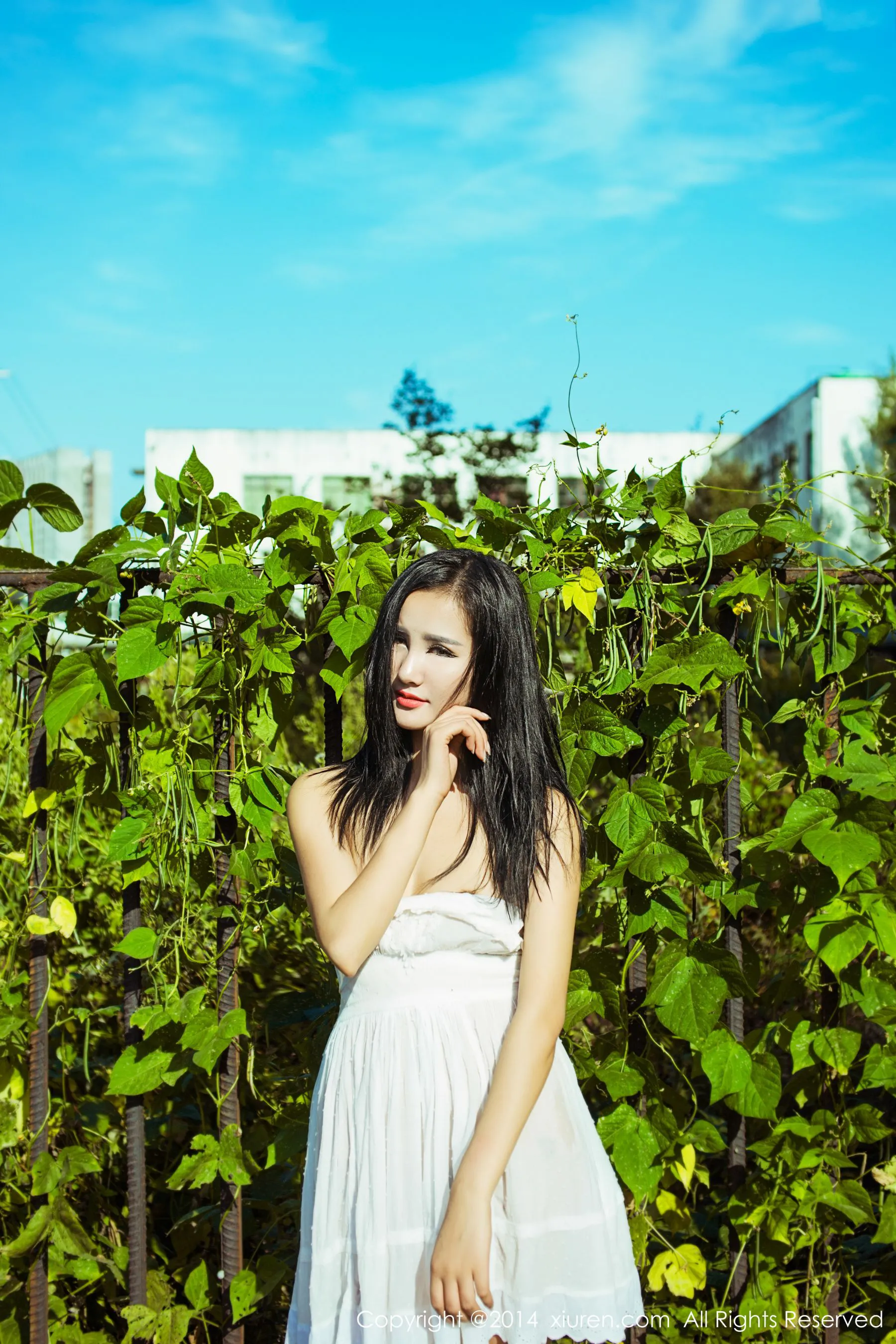 刘薇拉《烈日下的少女》 秀人网 No.226第15张