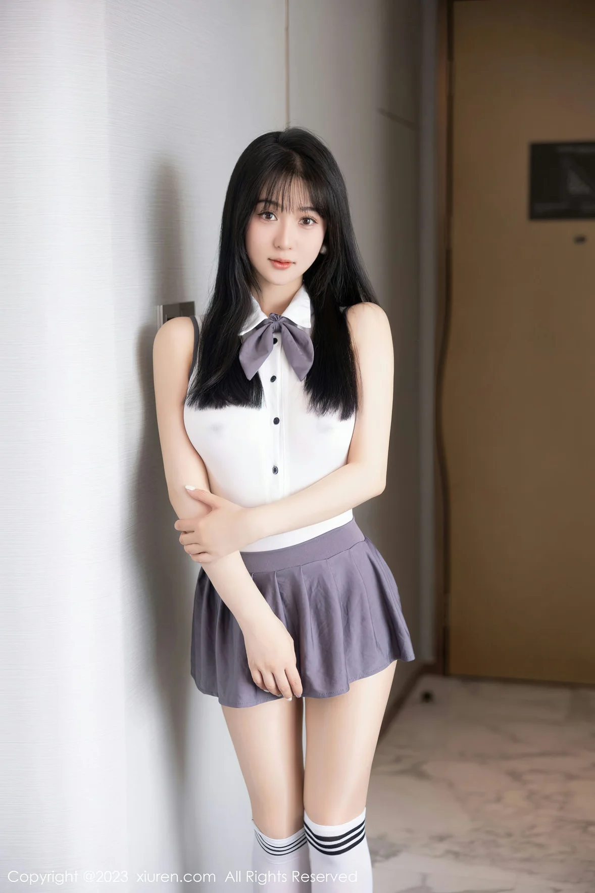  XiuRen 秀人 No.6818 柚琪Rich 轻透高开叉性感写真 [99P]第2张