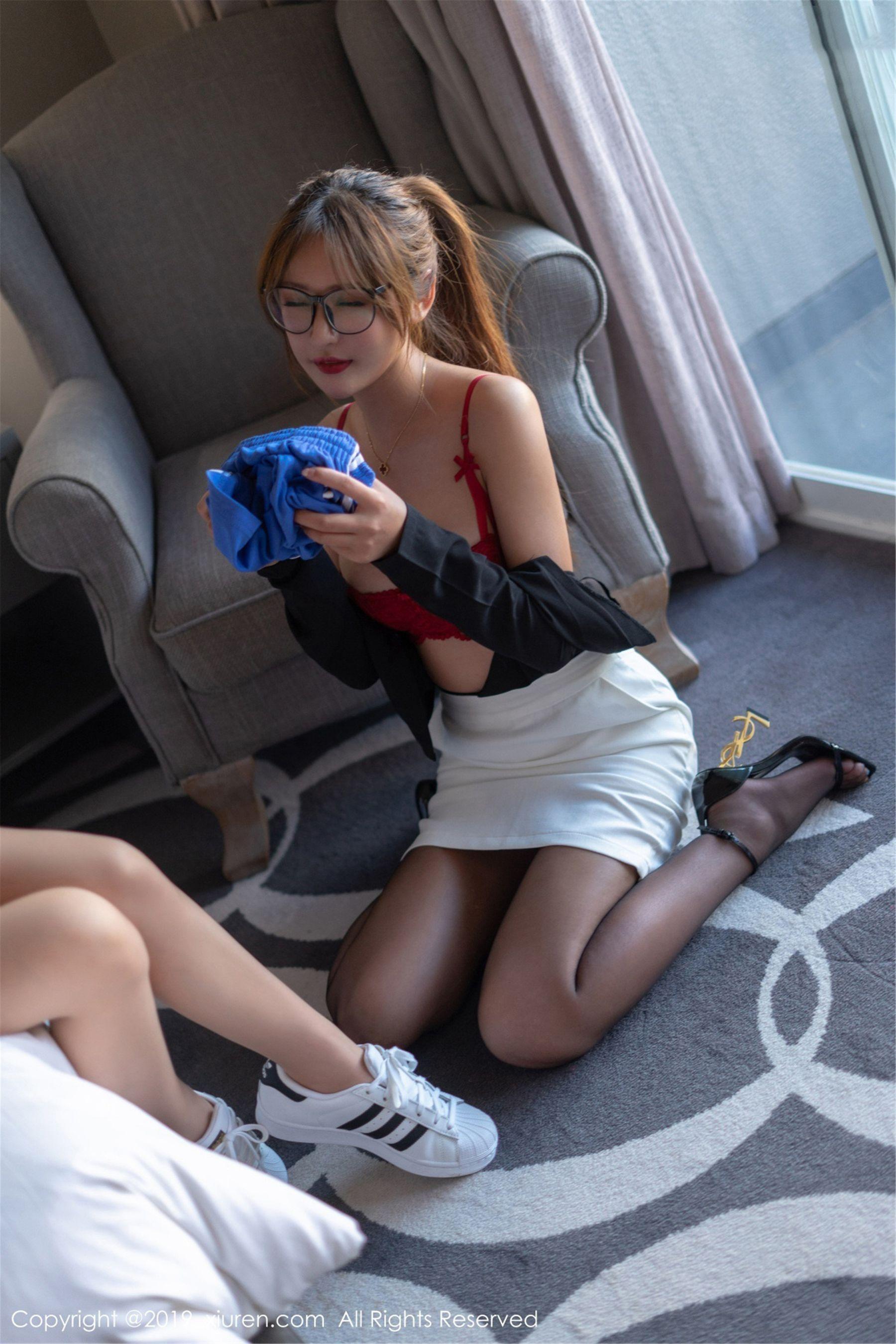  XiuRen 秀人网 No.1561 周于希Sandy&#038;Emily顾奈奈酱第11张