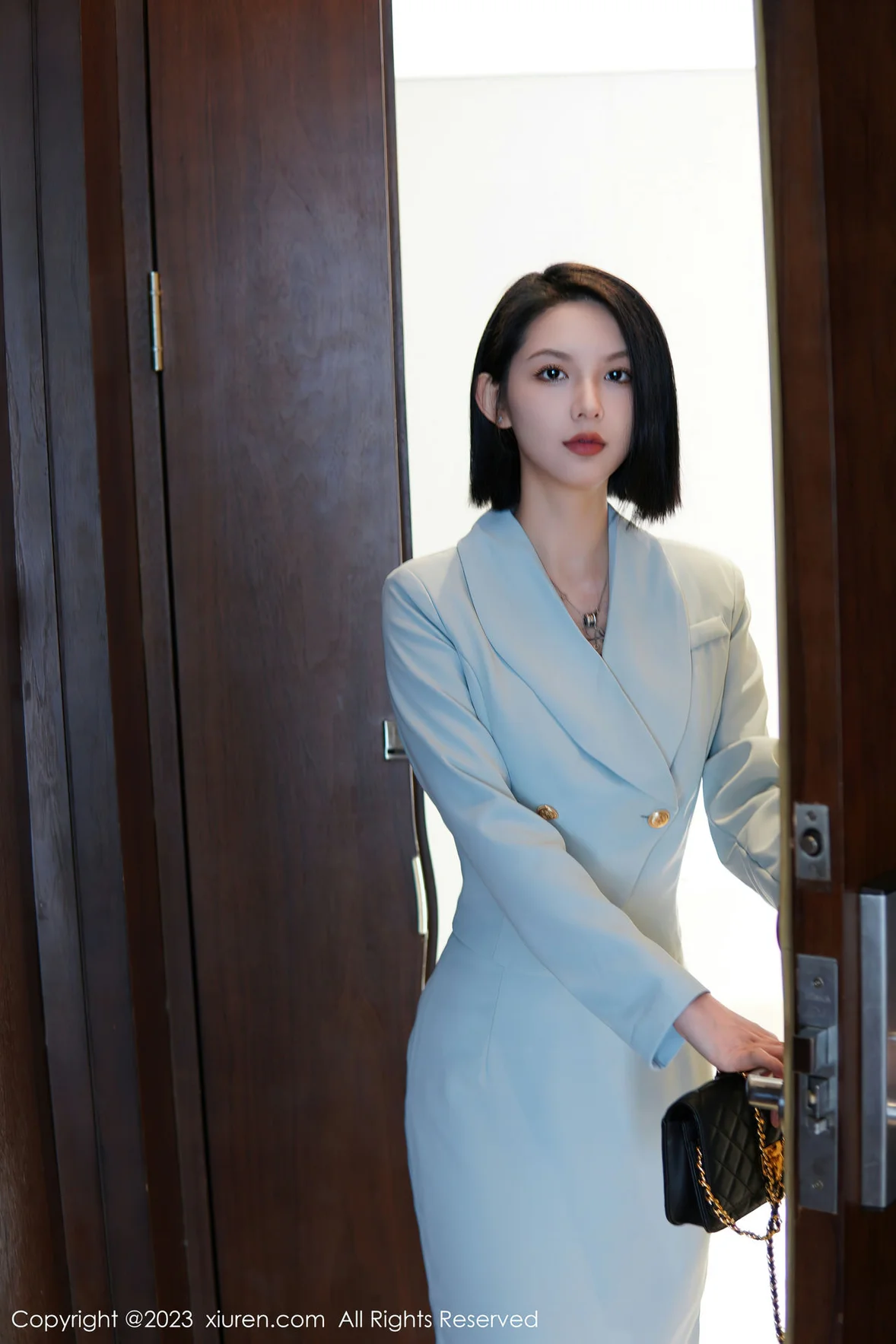  XiuRen 秀人 No.6885 乔一一 诱人原色丝袜性感写真 [75P]第3张