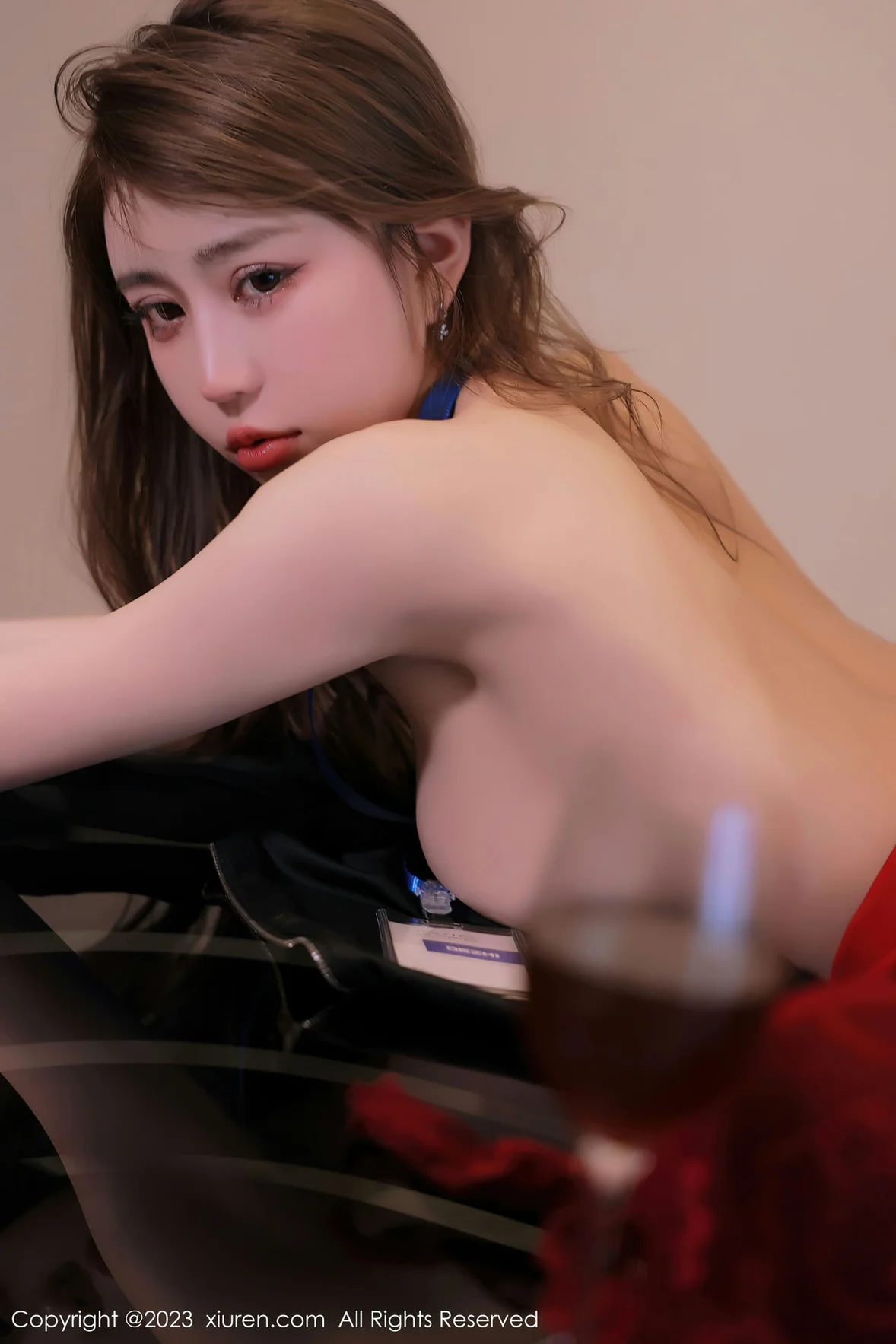  XiuRen 秀人 No.6903 tina_甜仔 红色蕾丝情趣内衣广州旅拍 [71P]第23张