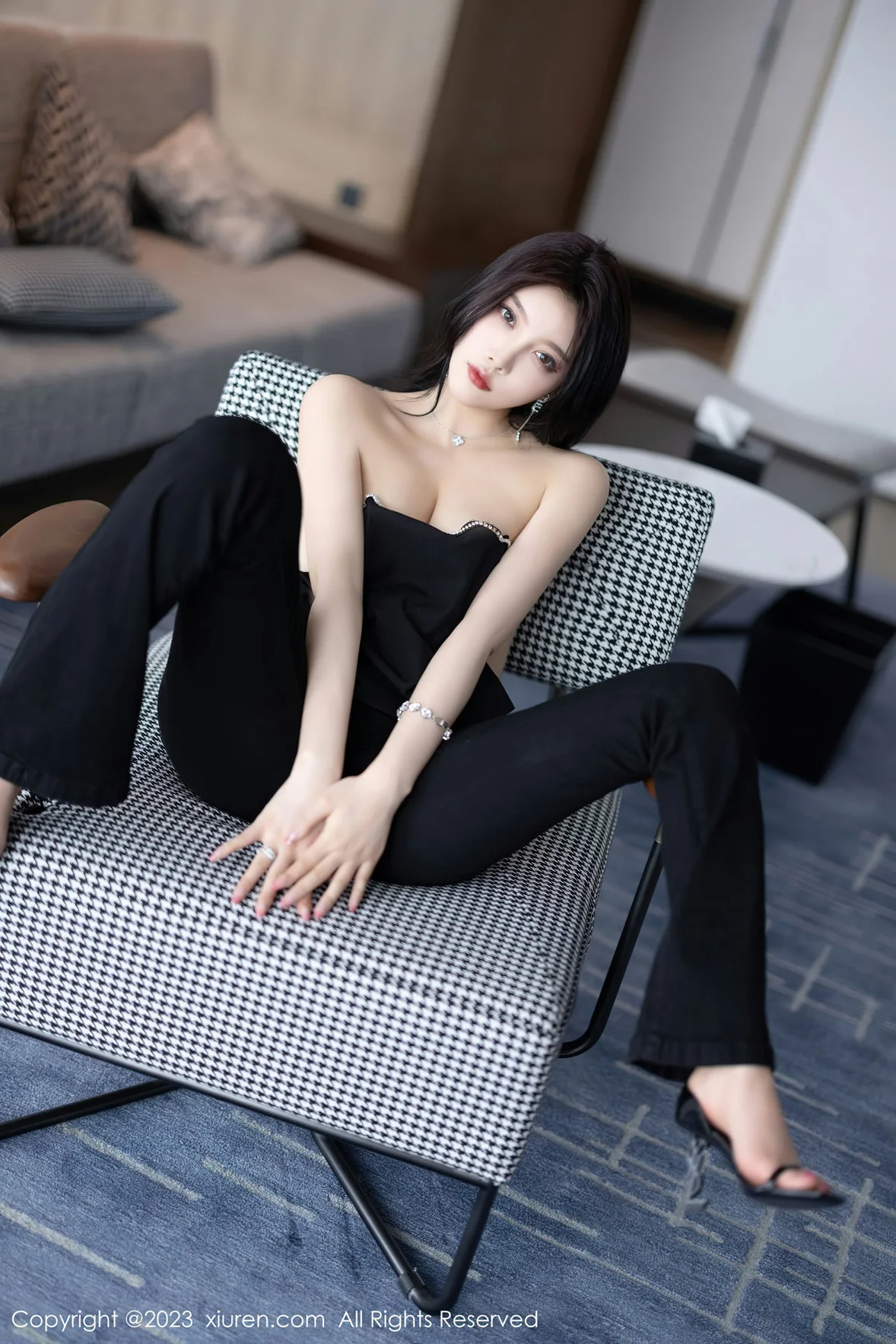  XiuRen 秀人 No.6866 杨晨晨Yome 轻透蕾丝连体衣海南岛旅拍 [91P]第12张