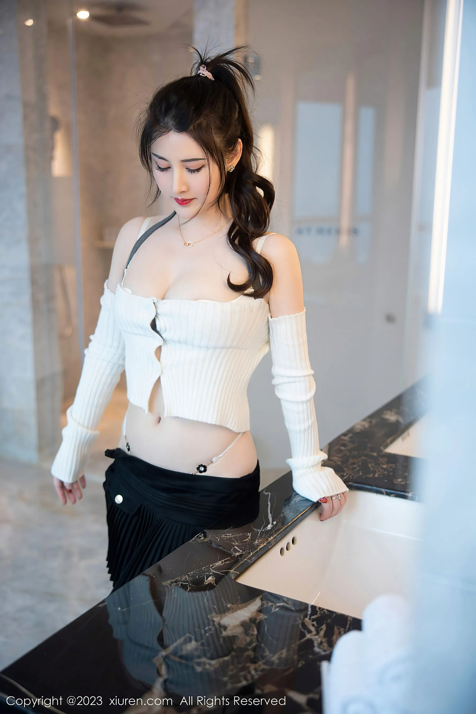  秀人网 No.6484 诗诗kiki 丝袜美臀第27张