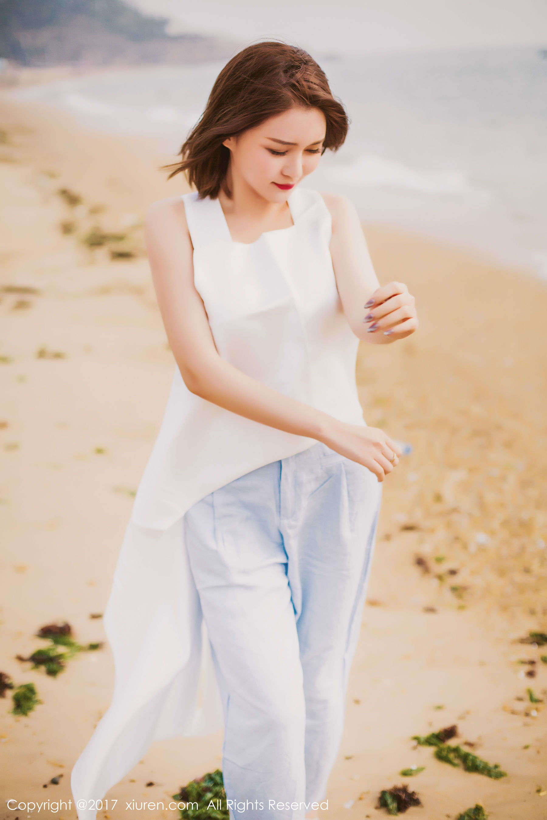 廿十(凯竹)《海边唯美风+性感室内》 秀人 NO.879第2张