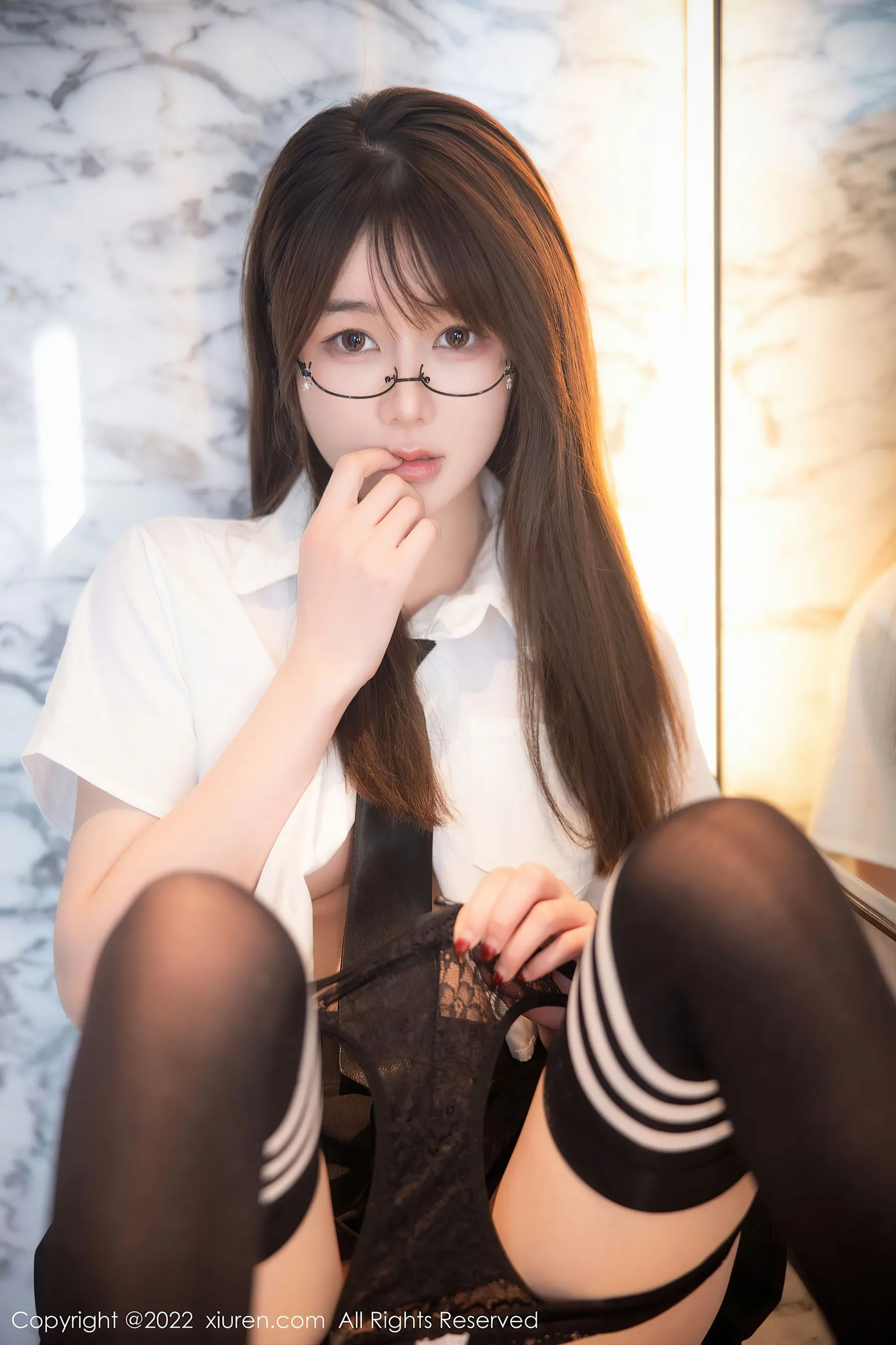  秀人网 No.5365 婠婠么 丝袜美腿第15张