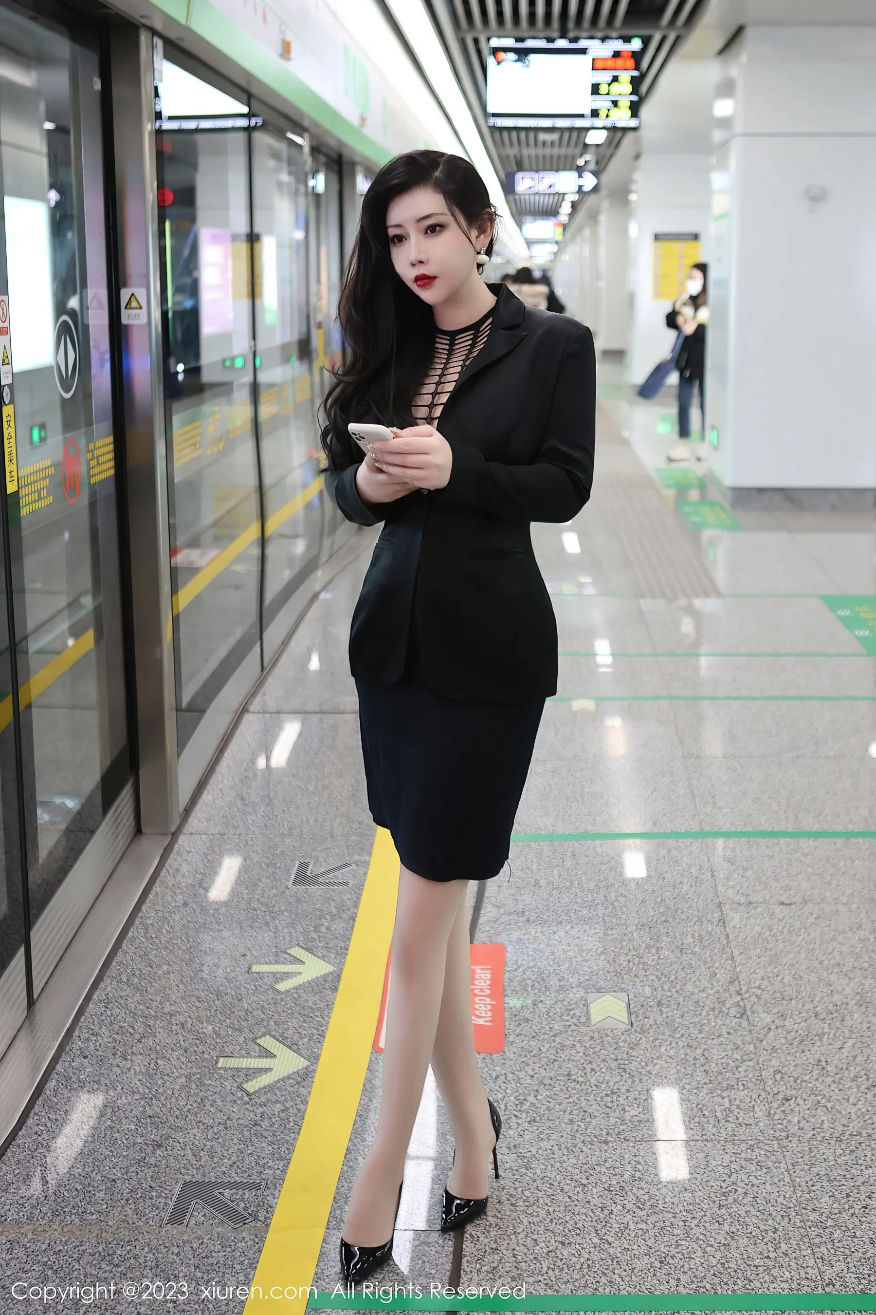  秀人网 No.6421 王婉悠Queen 丝袜OL第19张