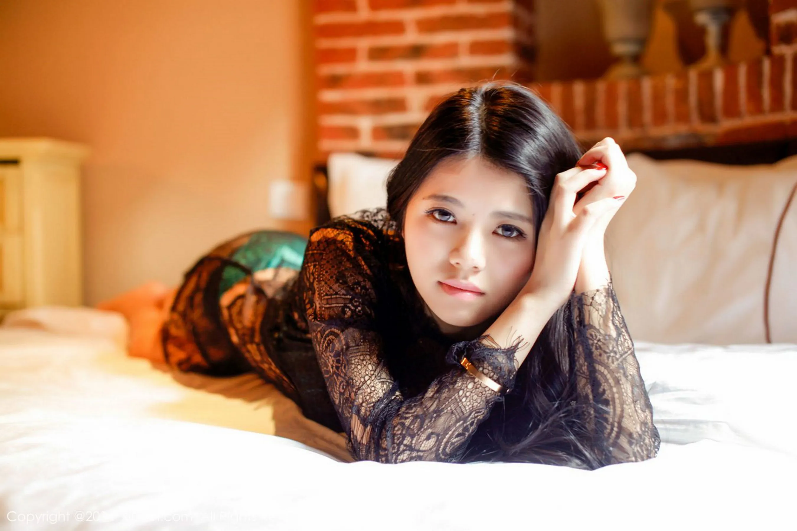 欧阳妮娜娜《透视蕾丝系列》 秀人网 No.265第12张