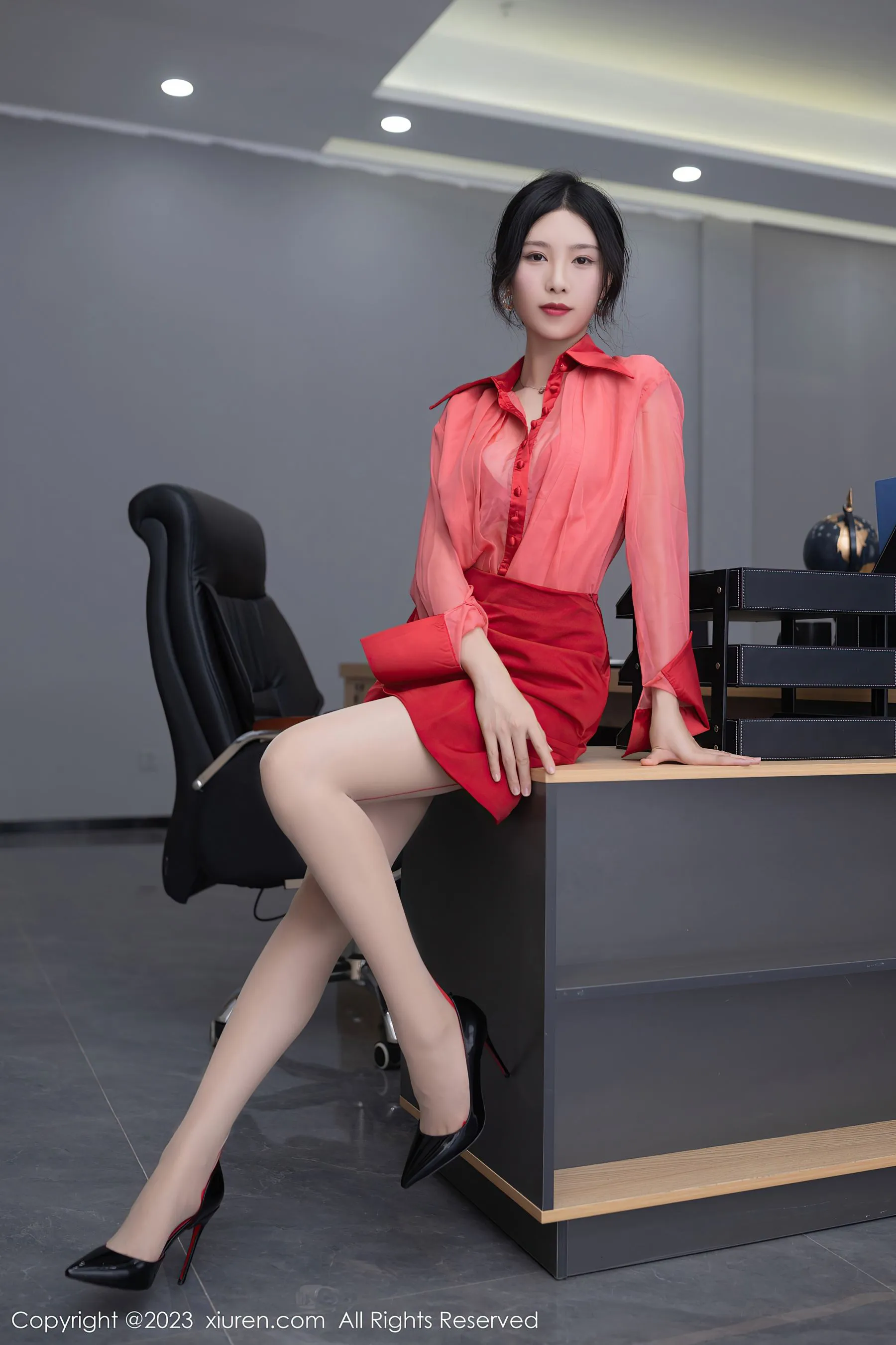  秀人网 No.6189 利世 短裙美腿第21张