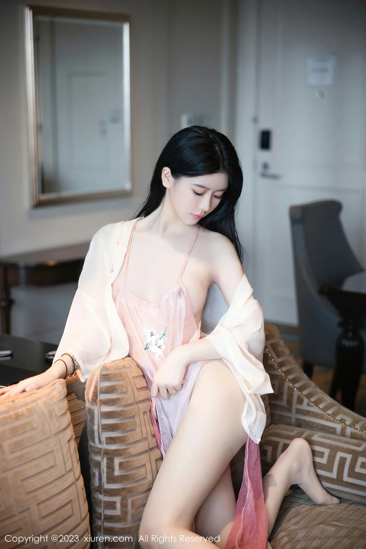  XiuRen 秀人 No.7290 幼幼 原色丝袜泰国旅拍 [89P]第9张