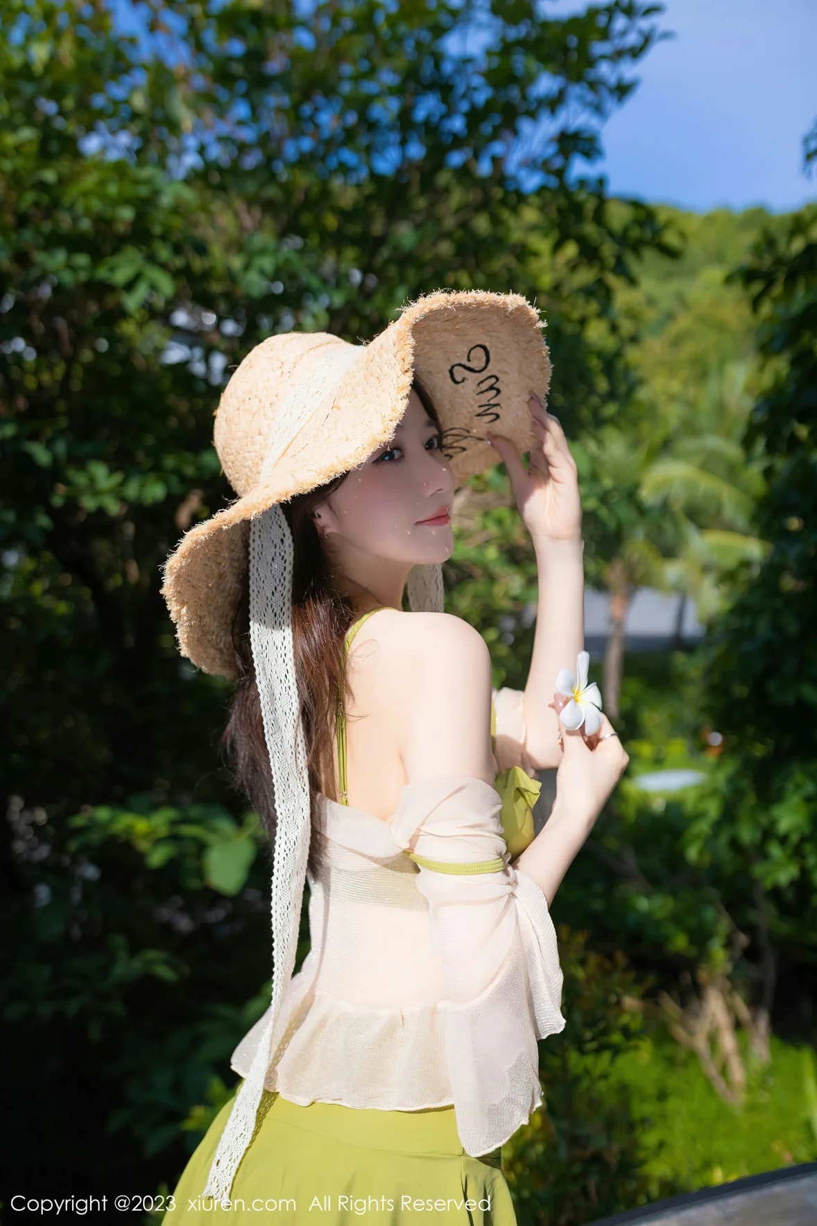  XiuRen 秀人 No.7189 鱼子酱Fish 泰国户外旅拍 [81P]第1张