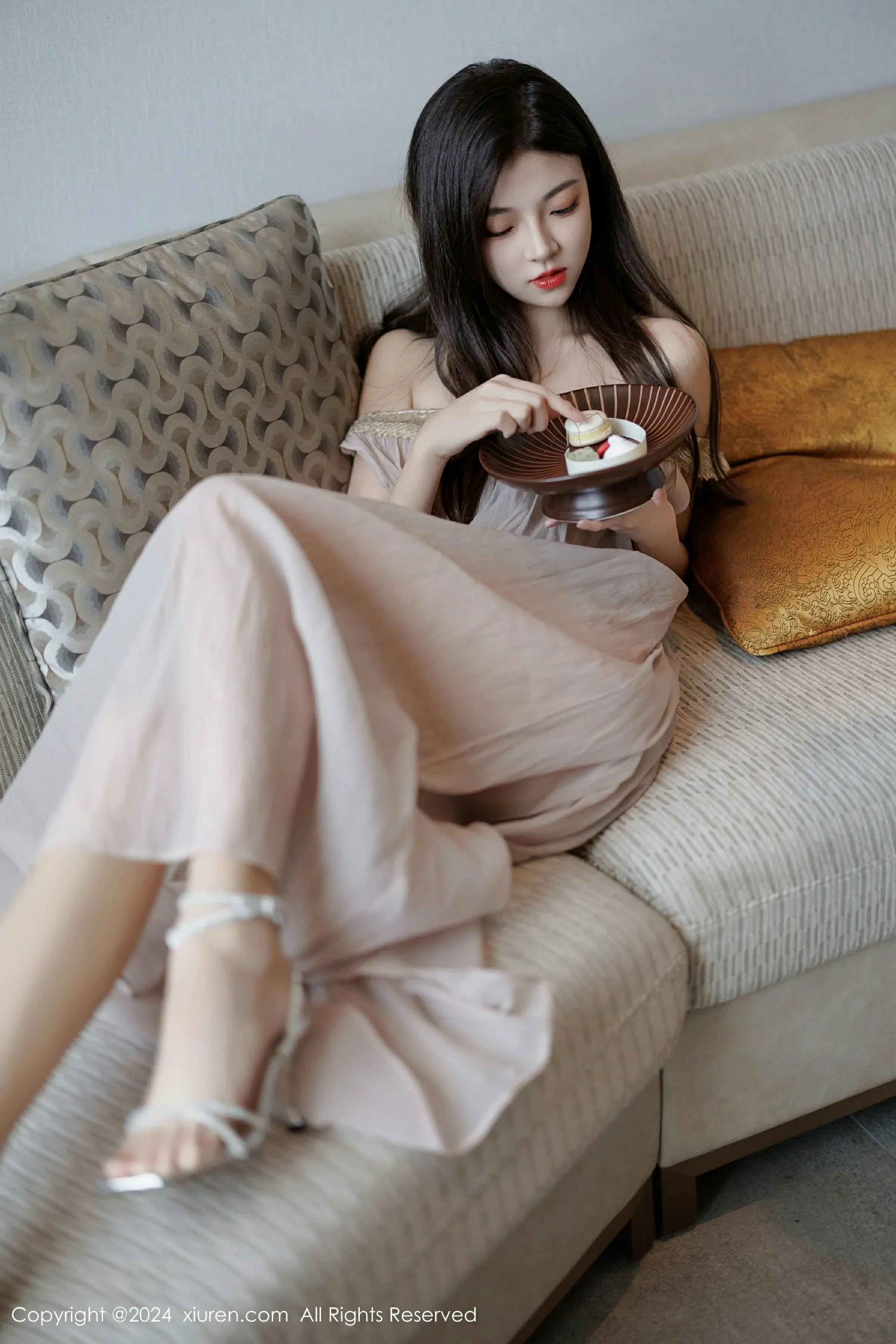  XiuRen 秀人 No.9426 初梦瑶 [102P]第4张