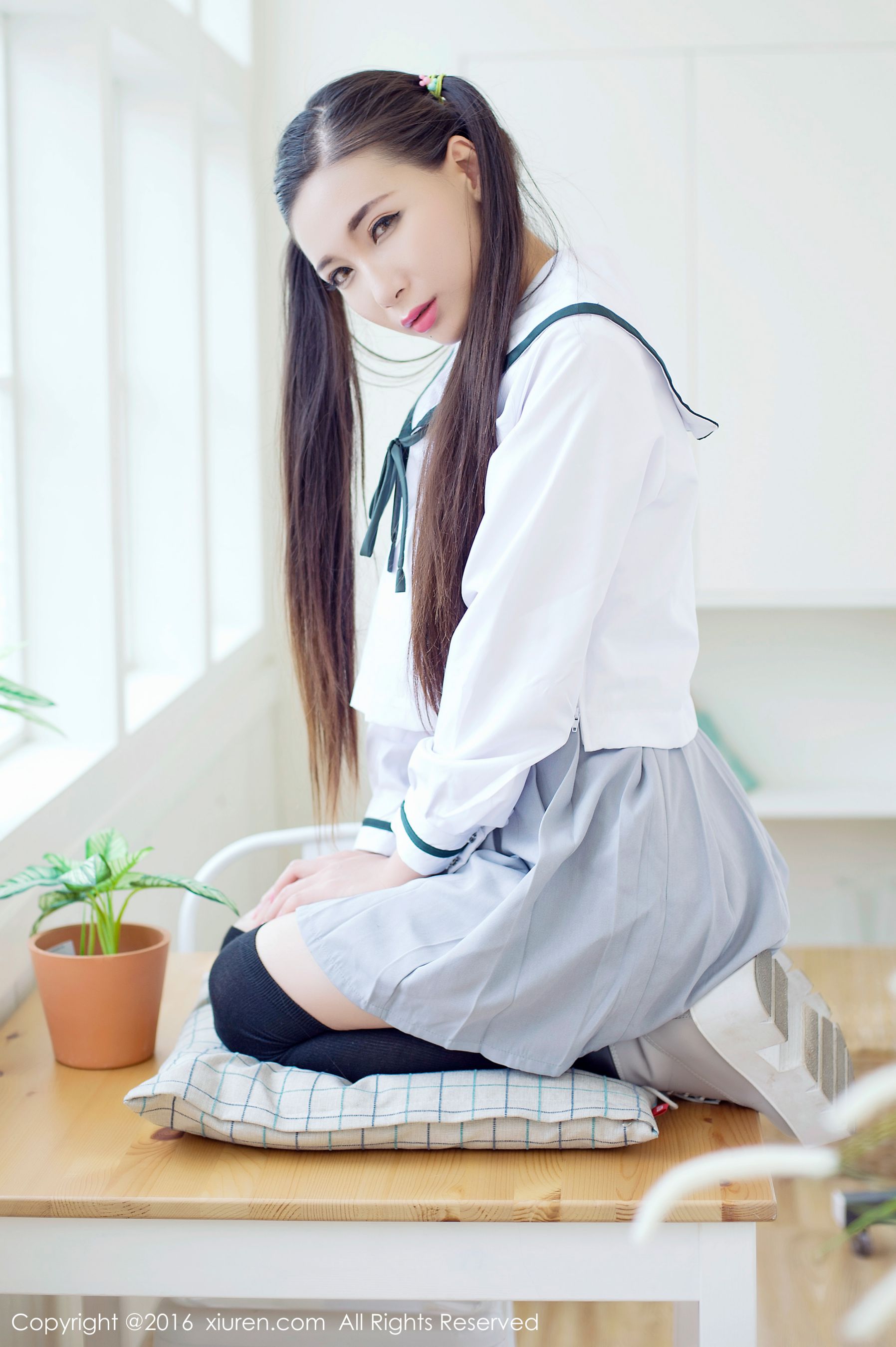  赵颖《爆乳细腰小女生的极度诱惑》 秀人网 No.603第23张