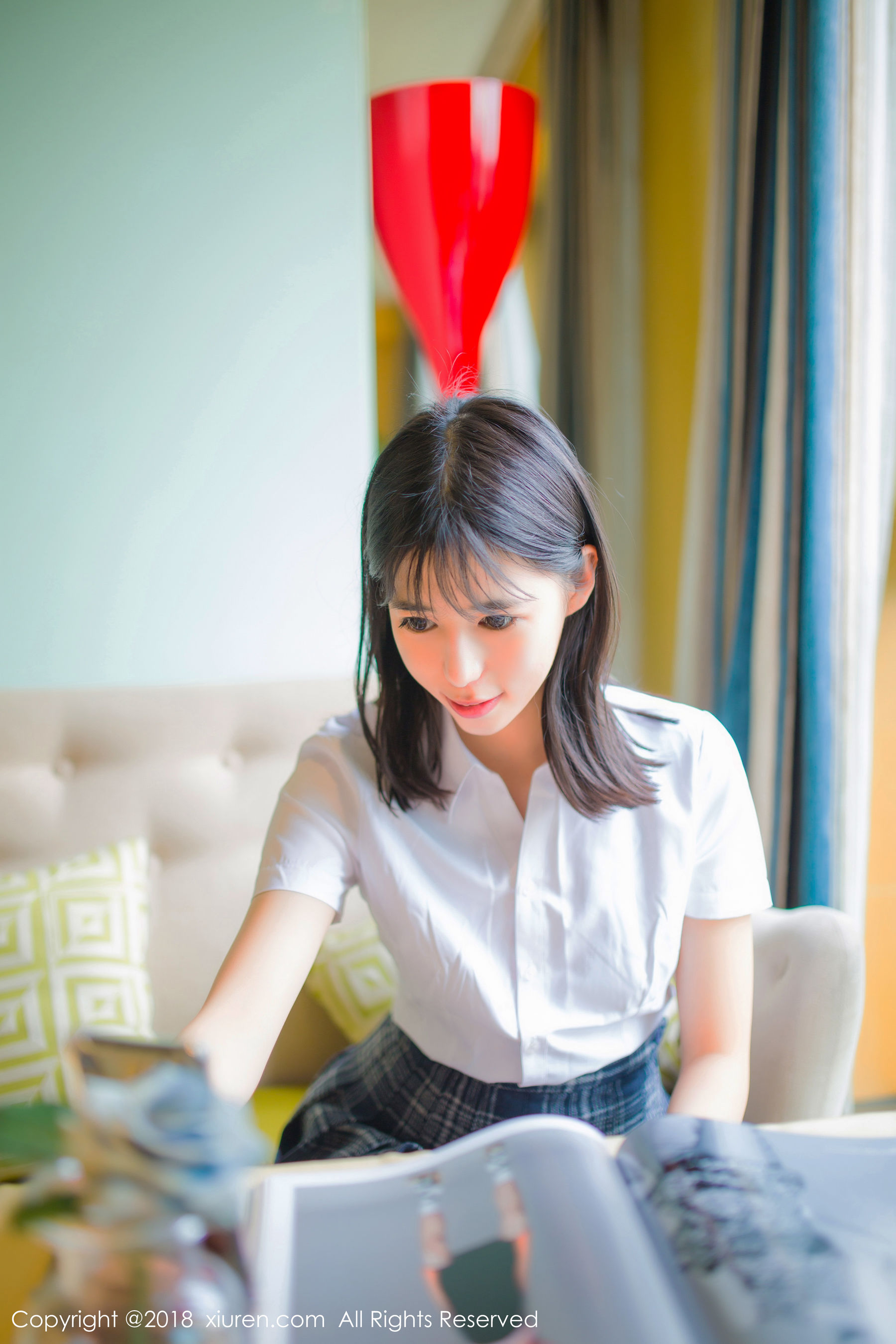 艾栗栗栗栗栗栗吖《女秘OL》 XiuRen 秀人网 No.1014第10张