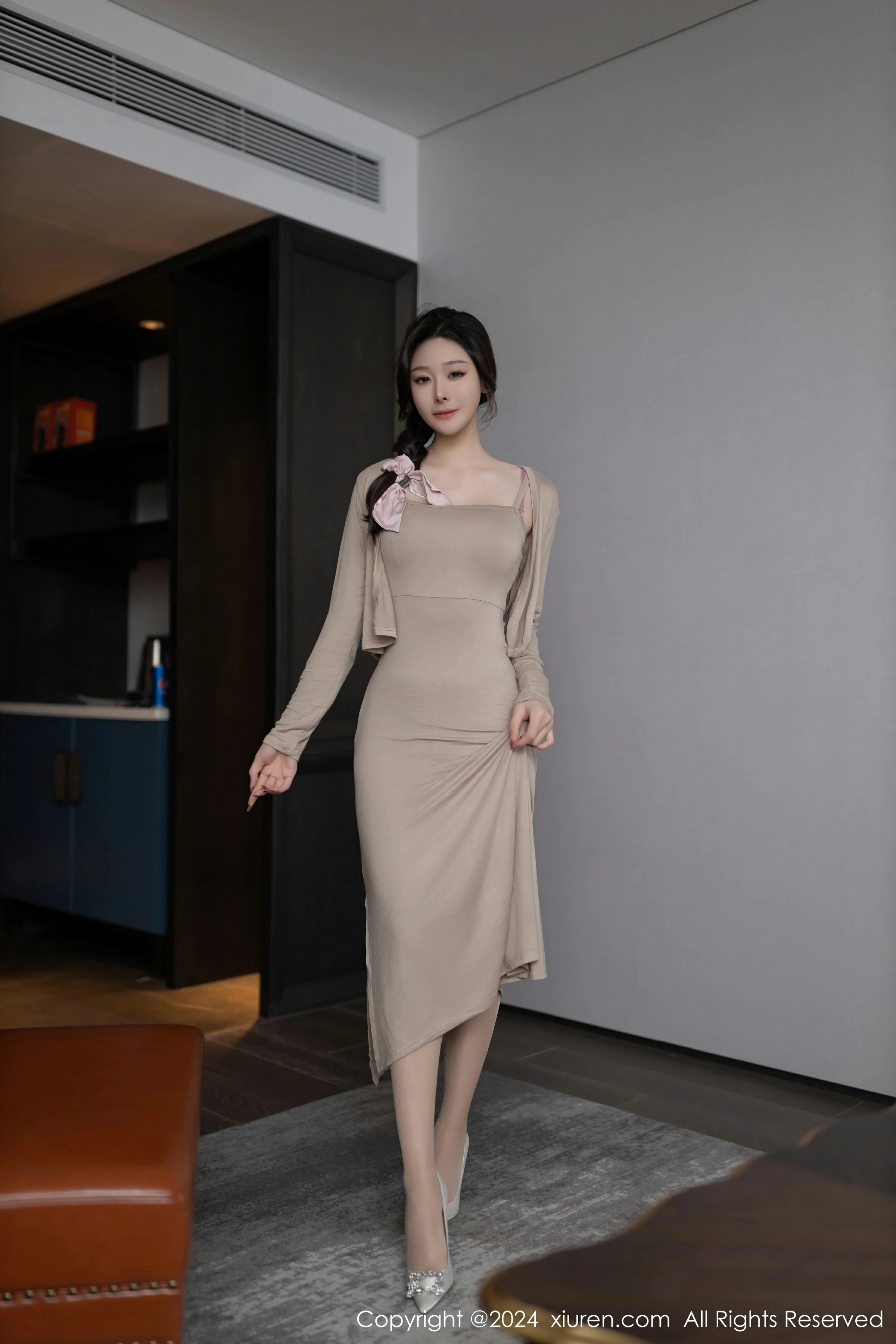  XiuRen 秀人 No.8417 是小逗逗 [84P]第2张