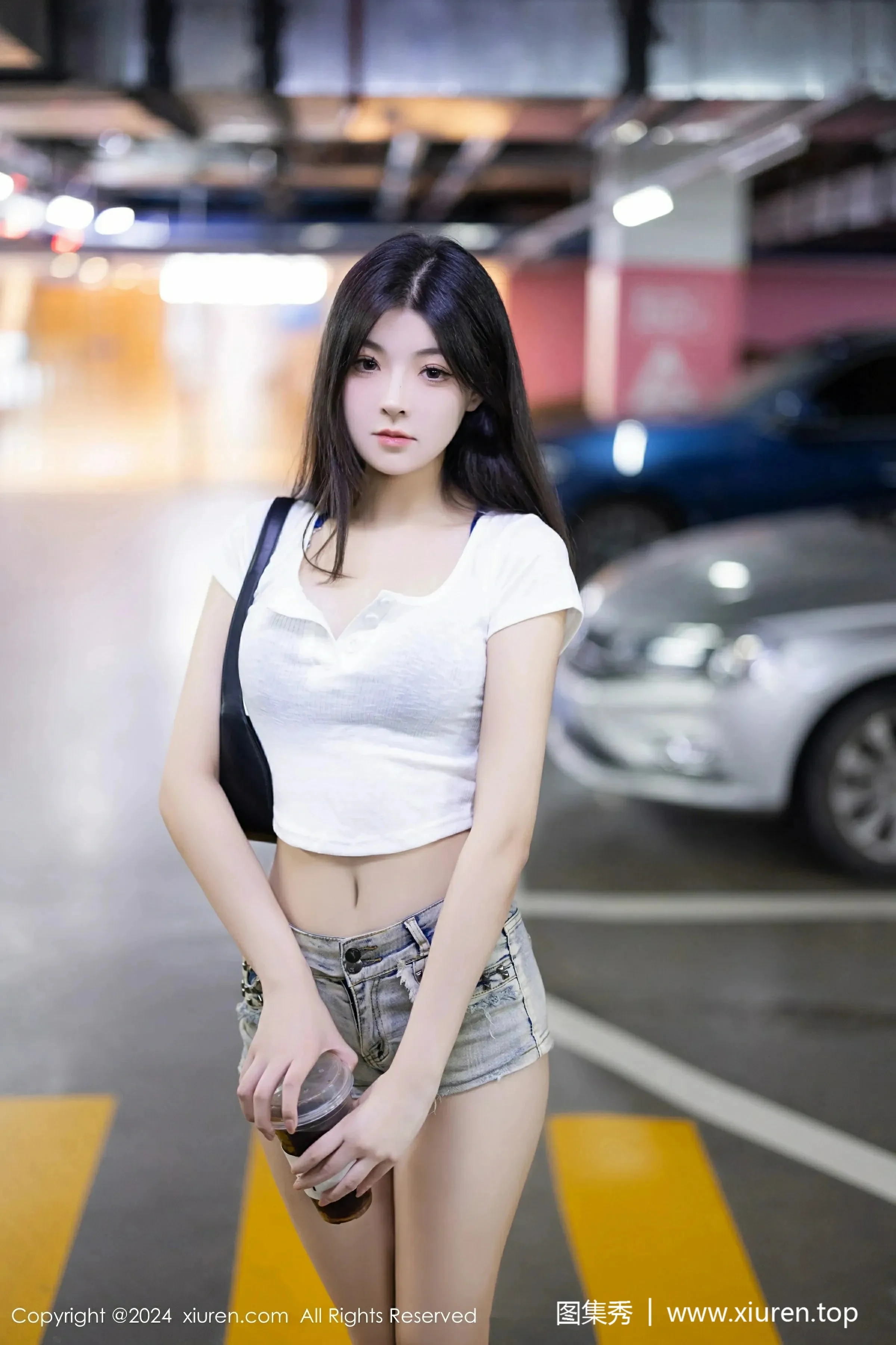  XiuRen 秀人 No.9141 初梦瑶 新人模特 [86P]第3张