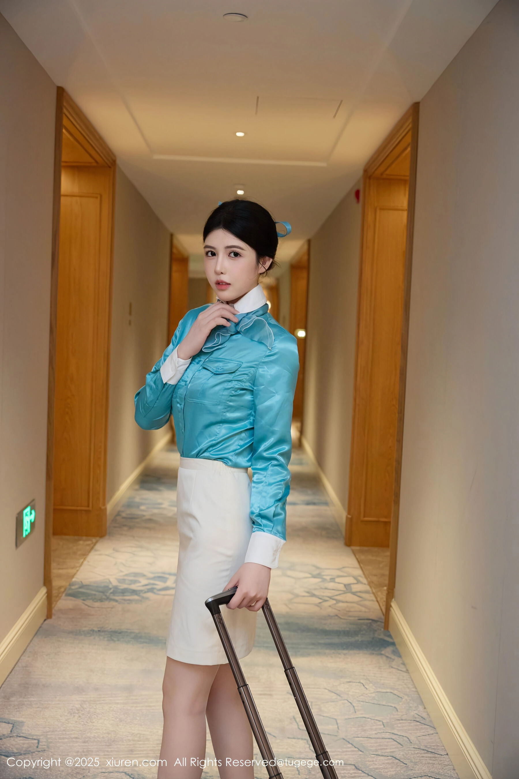  秀人网 方蕾蕾 Vol.10998 [77P]第1张