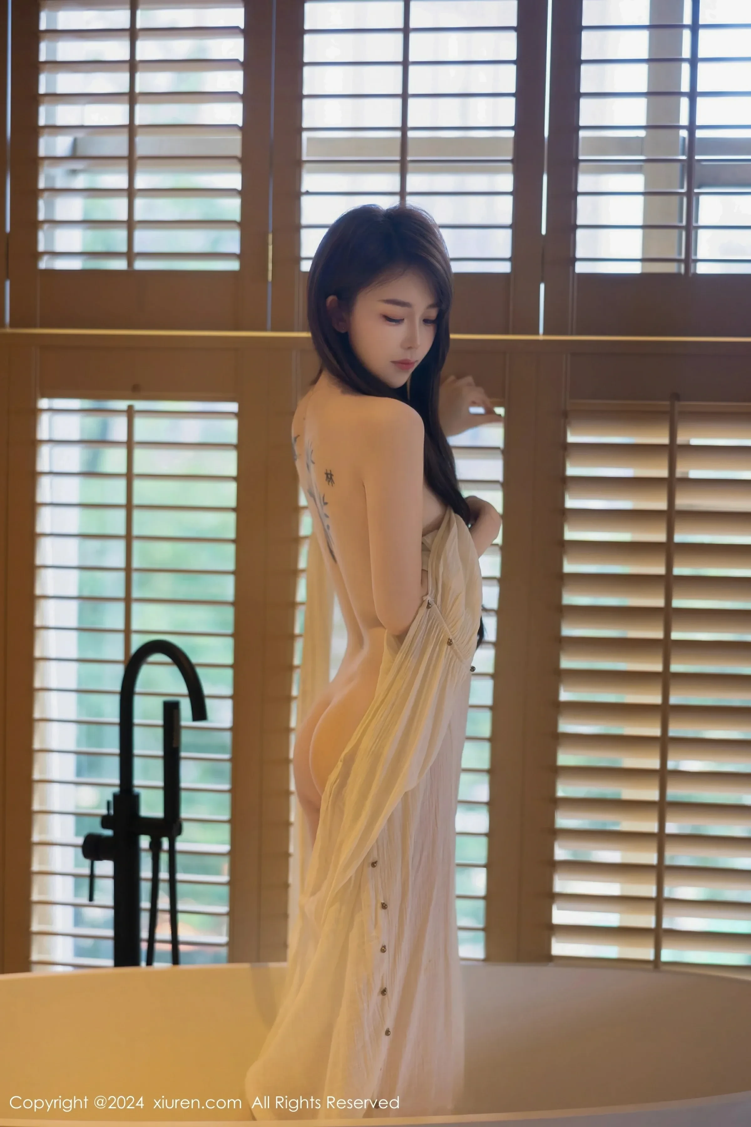  XiuRen 秀人 No.8842 夏竹 新人模特 [83P]第10张