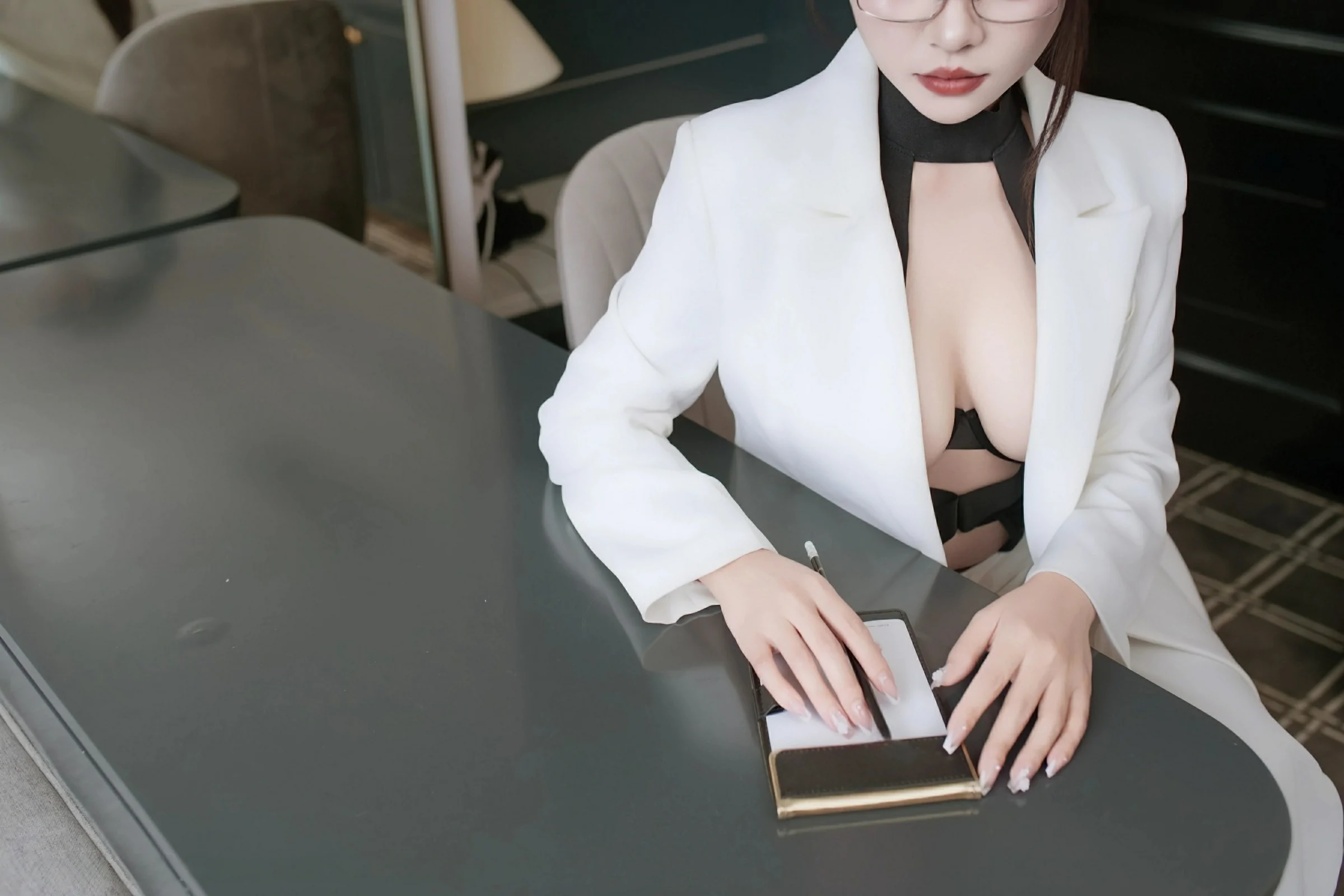  秀人网 No.10464 冬安 [94P]第3张