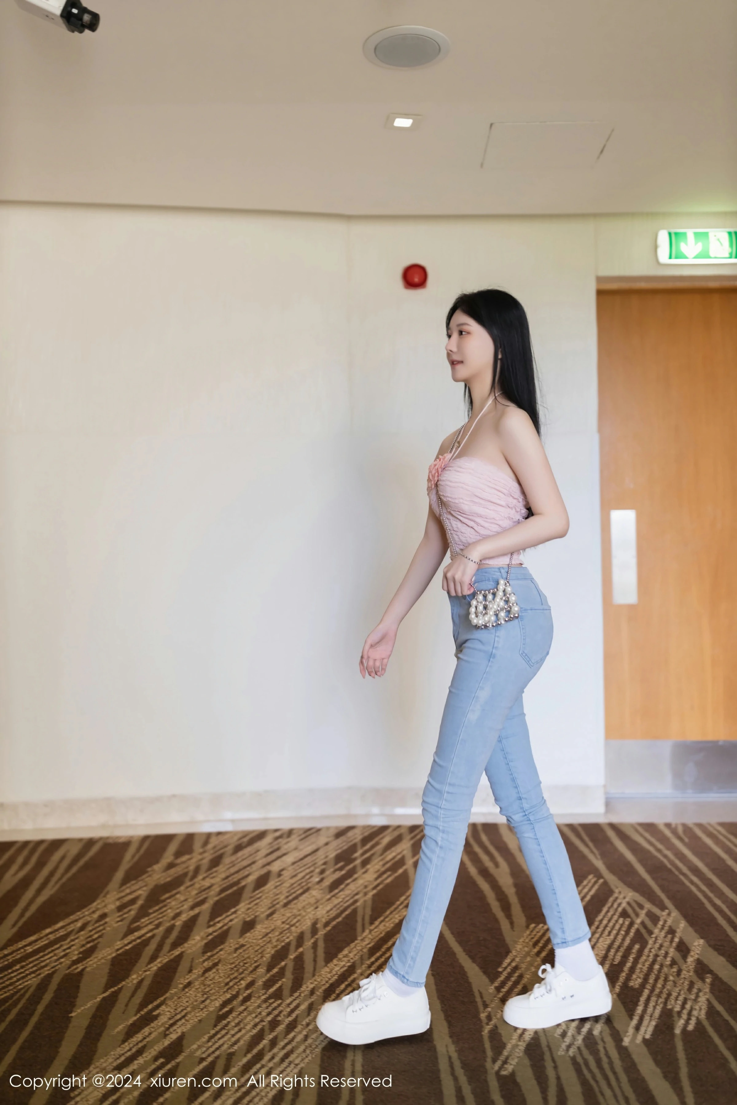  XiuRen 秀人 No.8672 幼幼 [80P]第5张