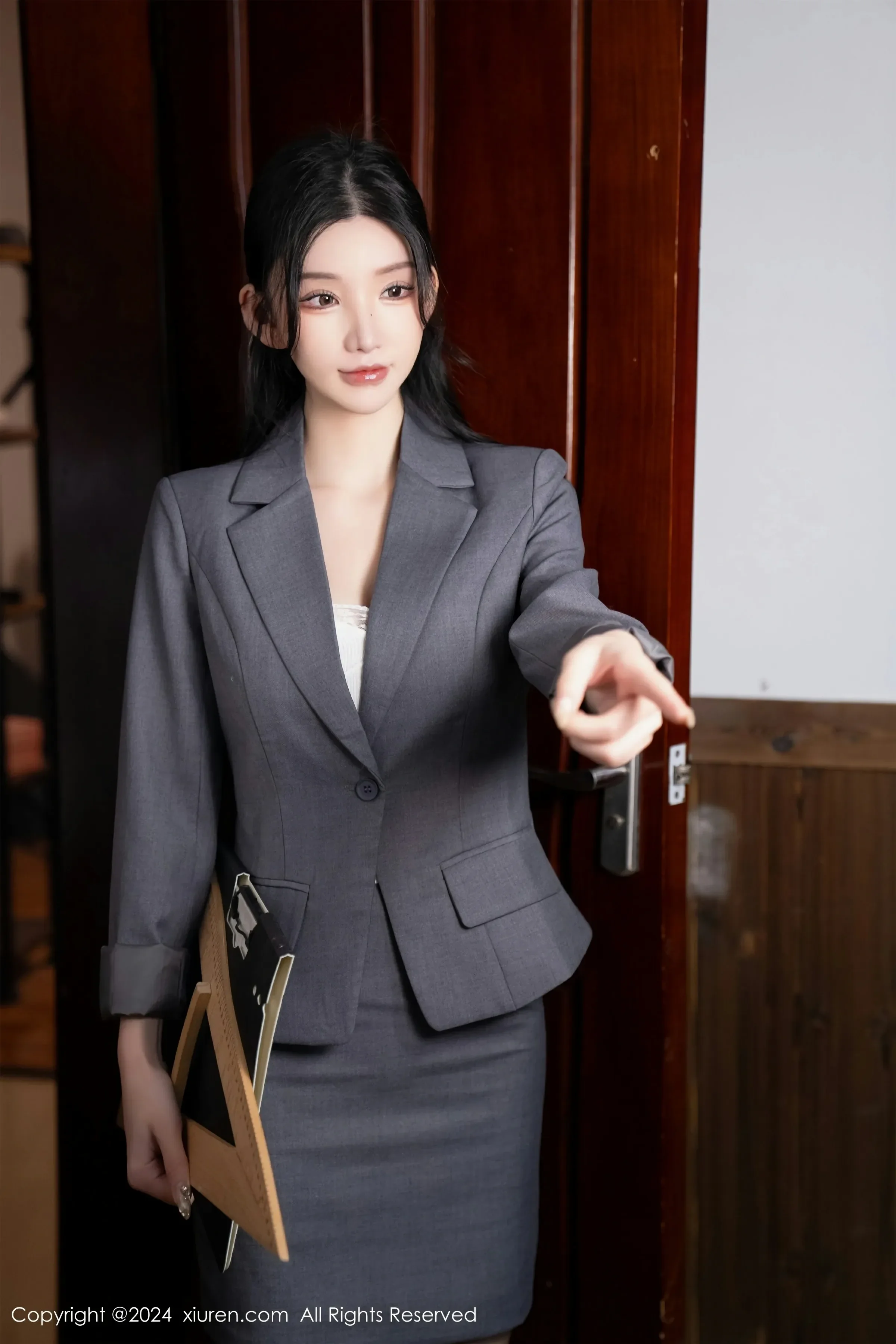  XiuRen 秀人 No.8204 周于希Sally [93P]第4张