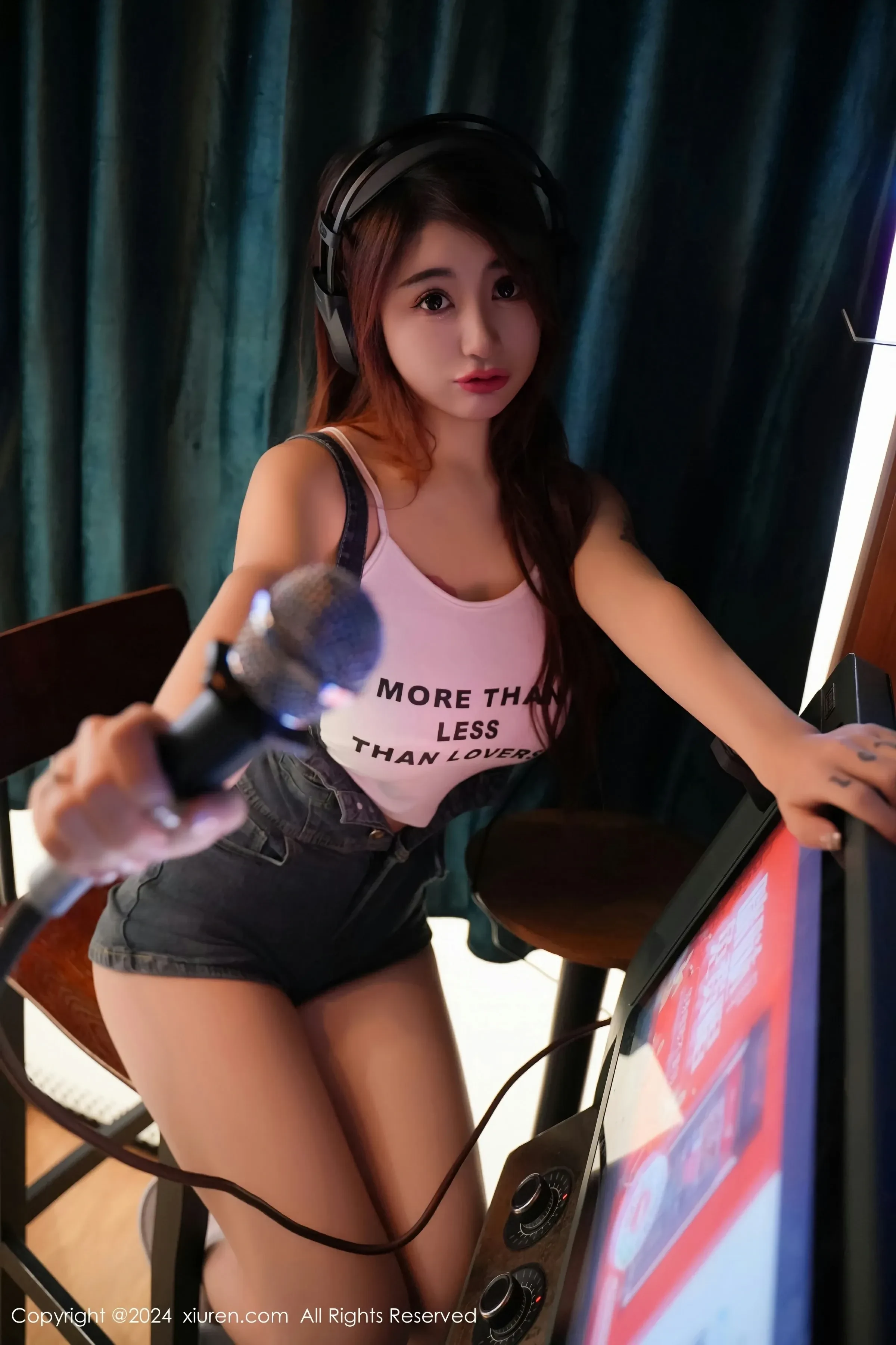  XiuRen 秀人 No.8506 美七 Mia [99P]第4张