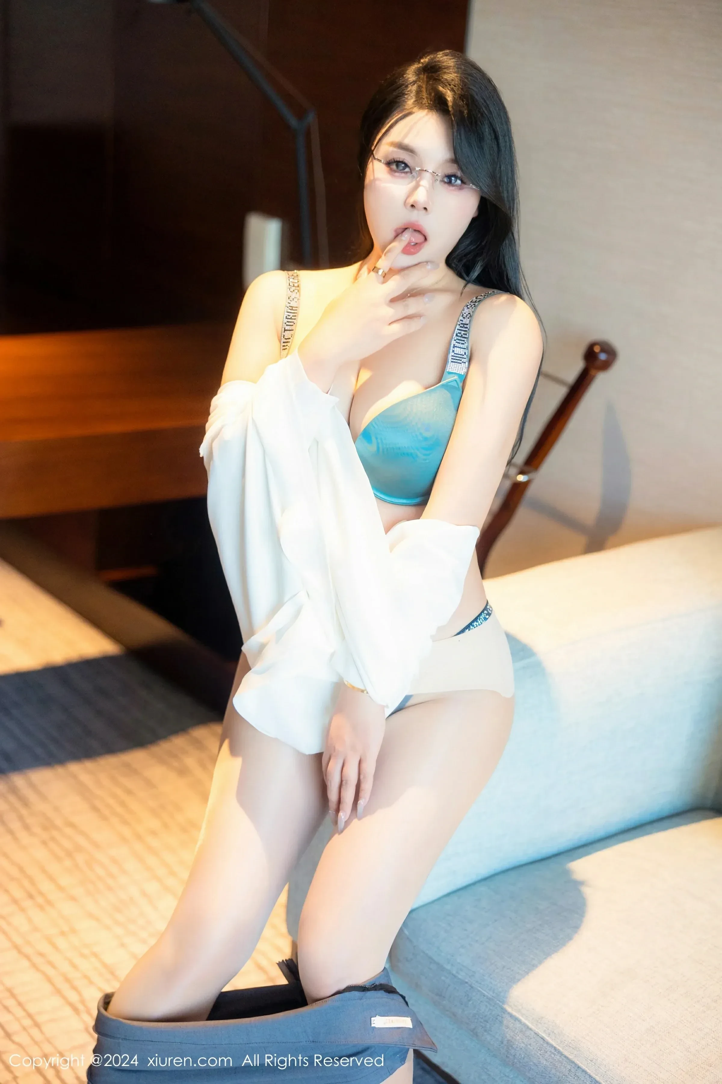  XiuRen 秀人 No.8989 麦田 新人模特 [83P]第19张