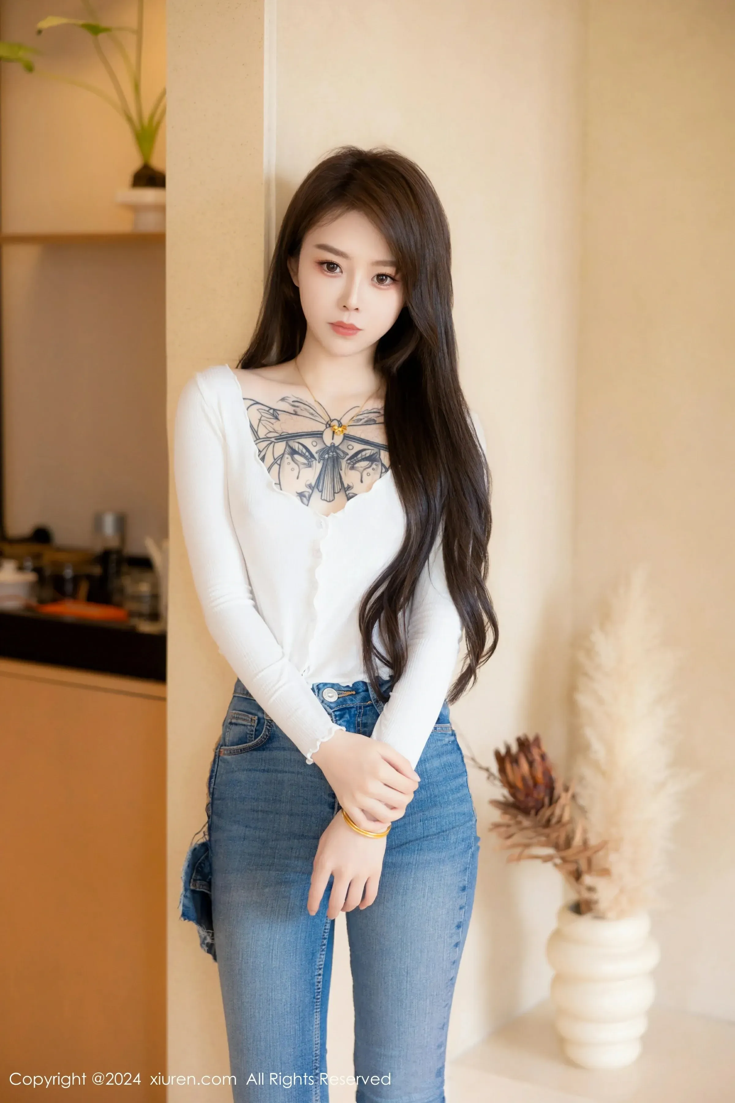  XiuRen 秀人 No.8740 奶瓶. [83P]第4张