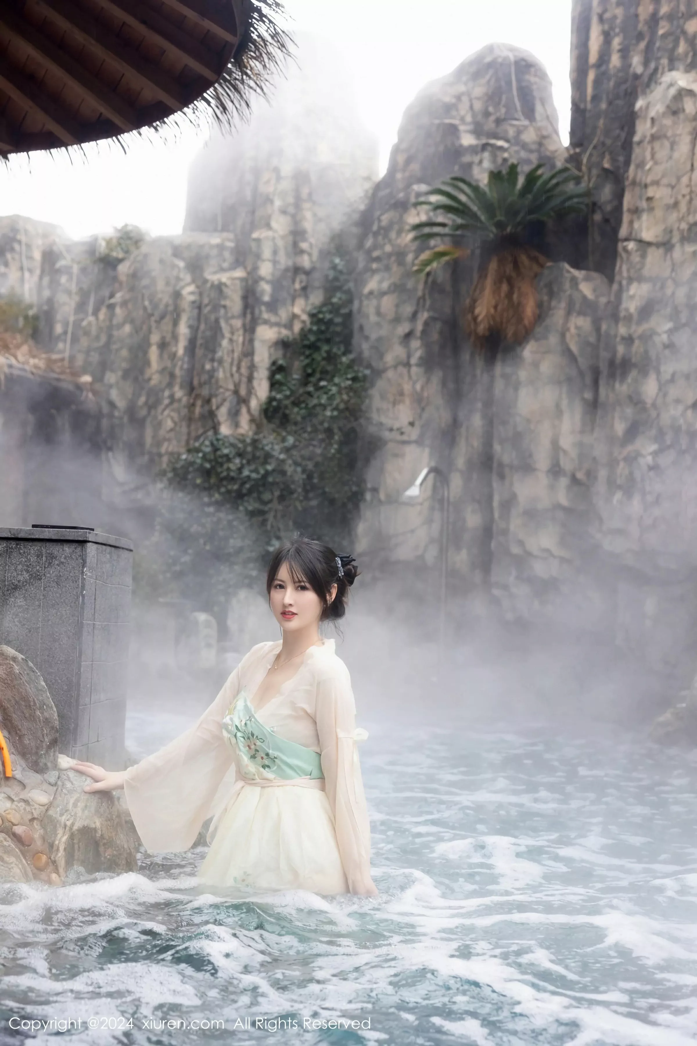  XiuRen 秀人 No.8128 诗诗kiki [82P]第3张