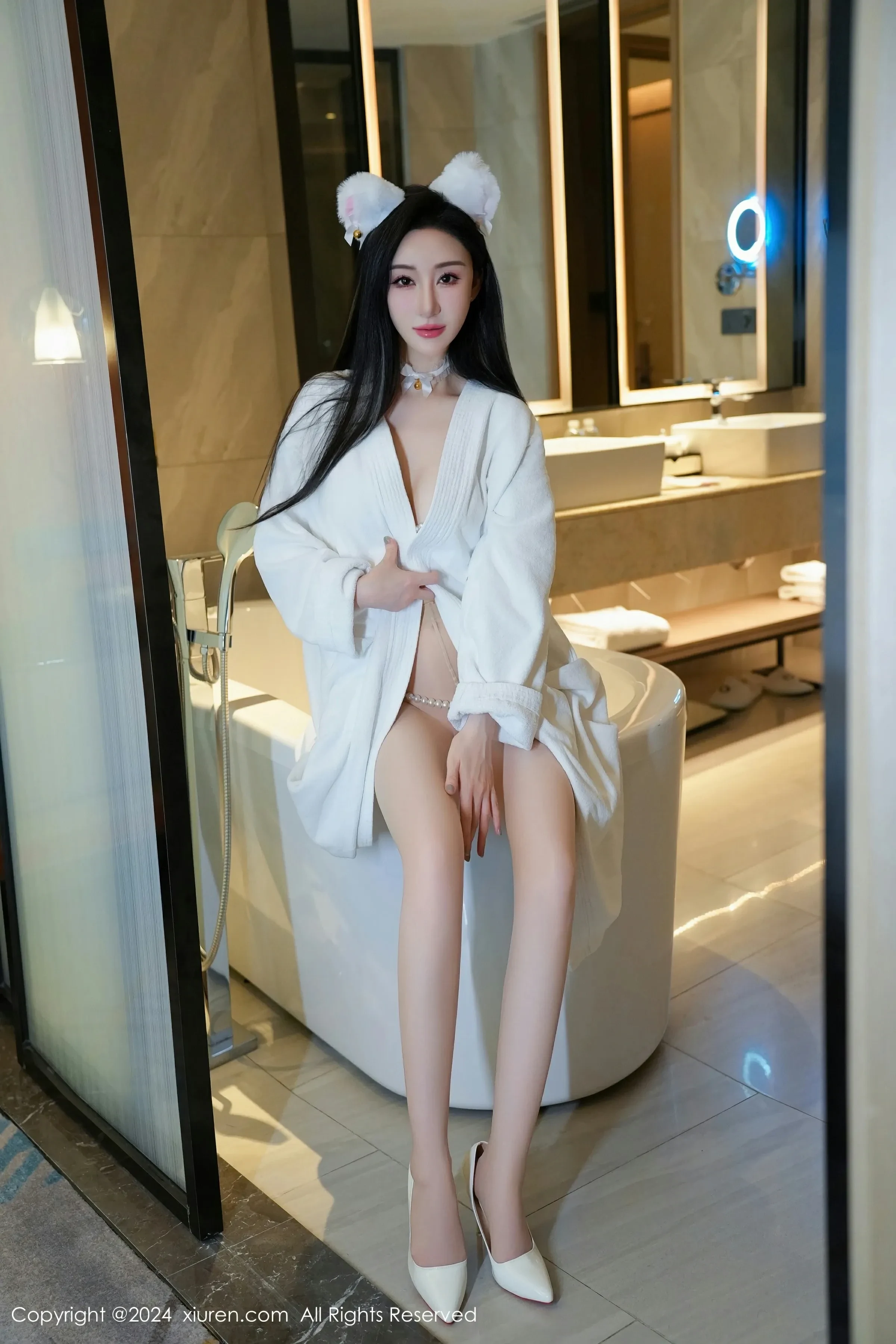  XiuRen 秀人 No.8679 田兮白 [124P]第26张