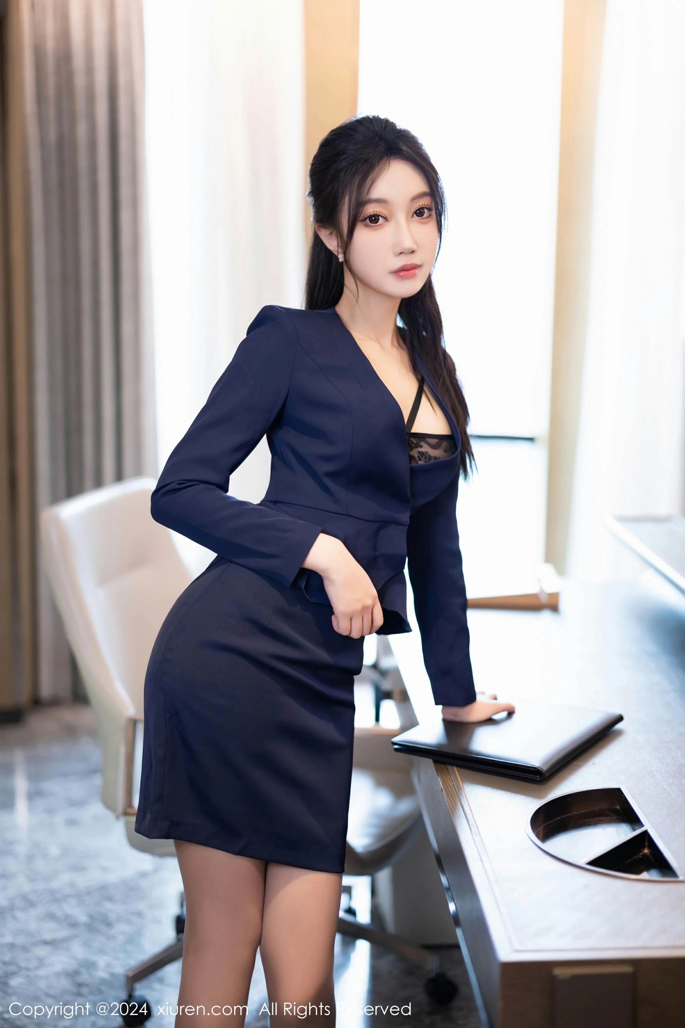  XiuRen 秀人 No.8669 玥儿玥 [90P]第5张