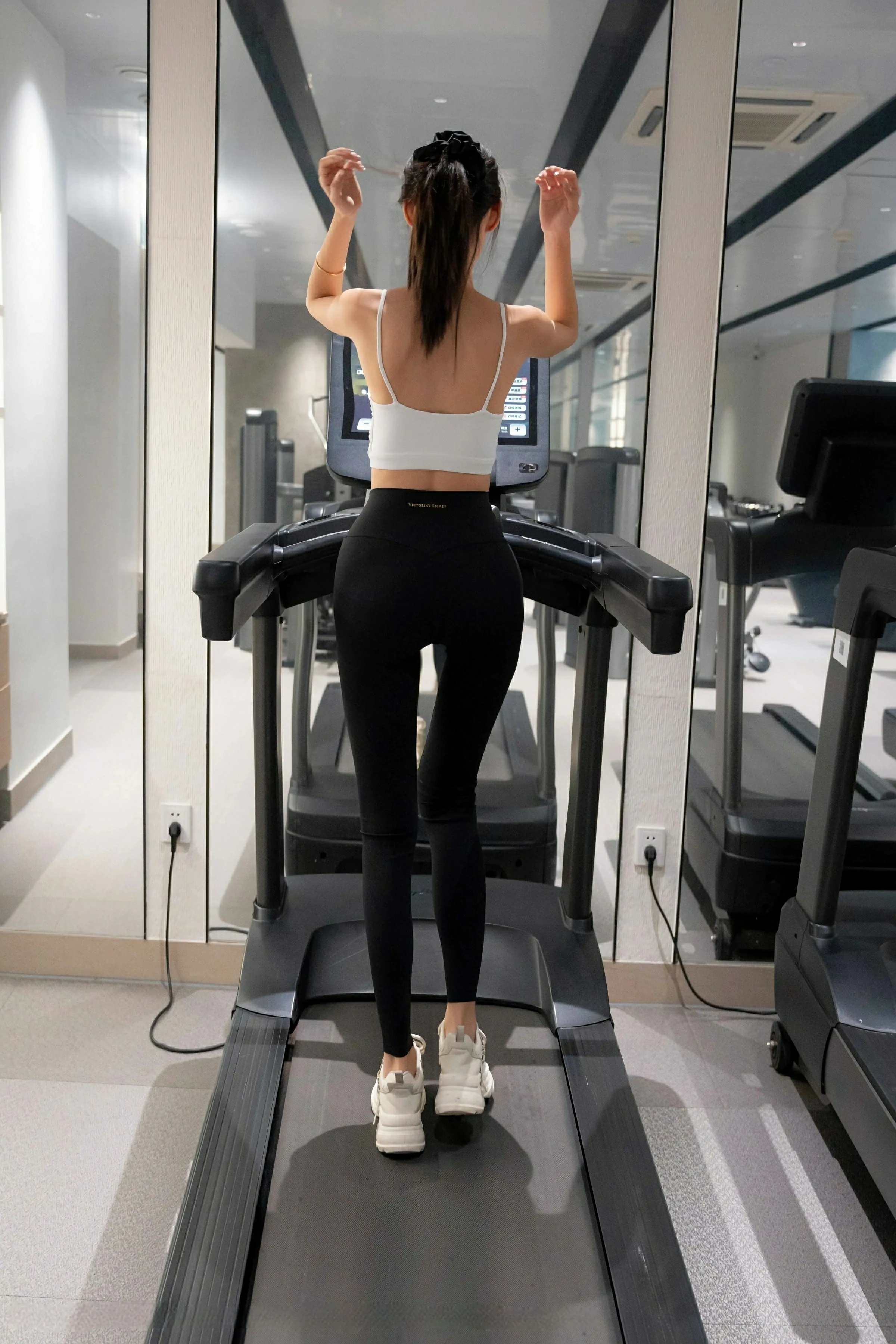  XiuRen 秀人 No.10239 lingyu69 [58P]第3张