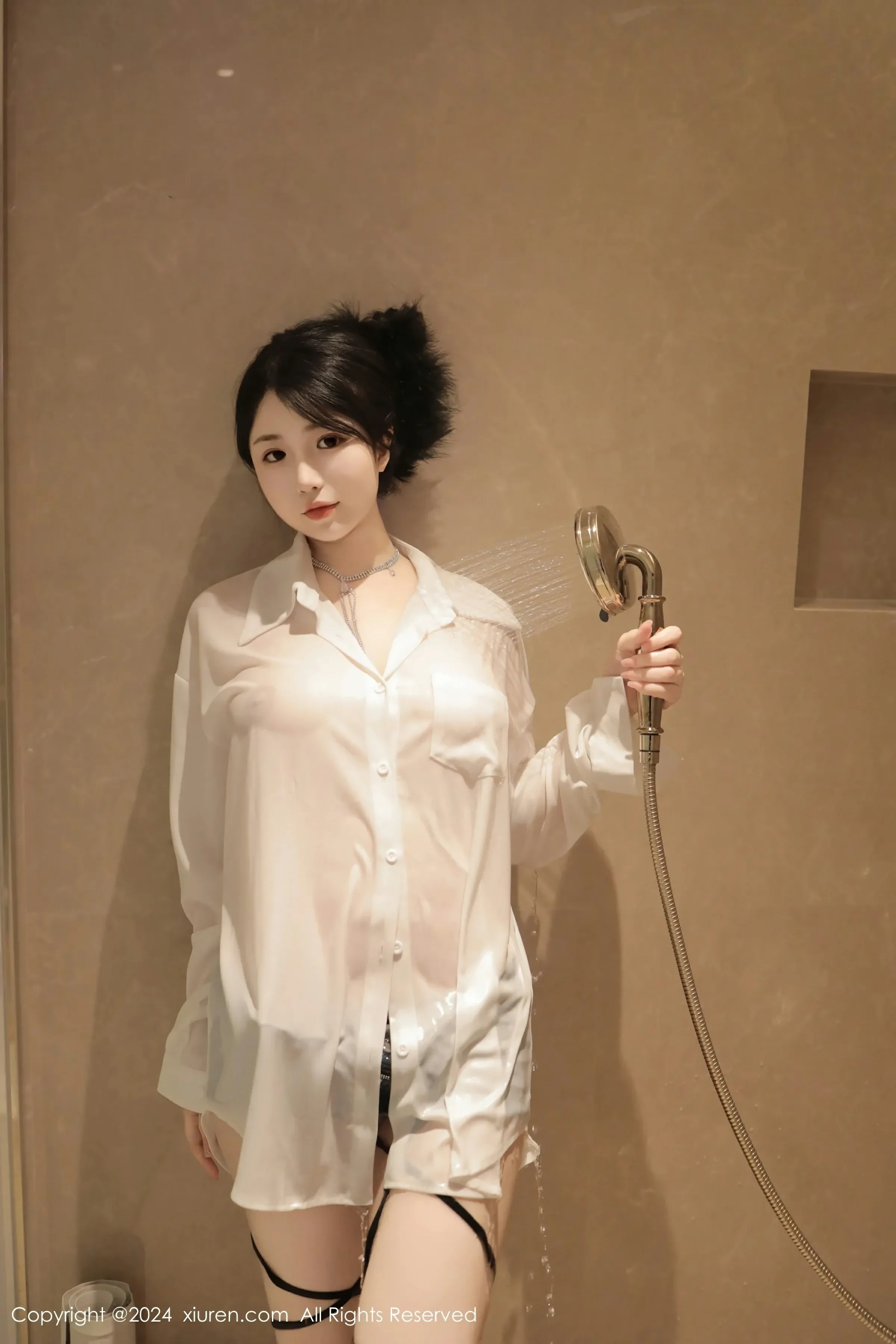  XiuRen 秀人 No.8400 陈小花 [77P]第10张