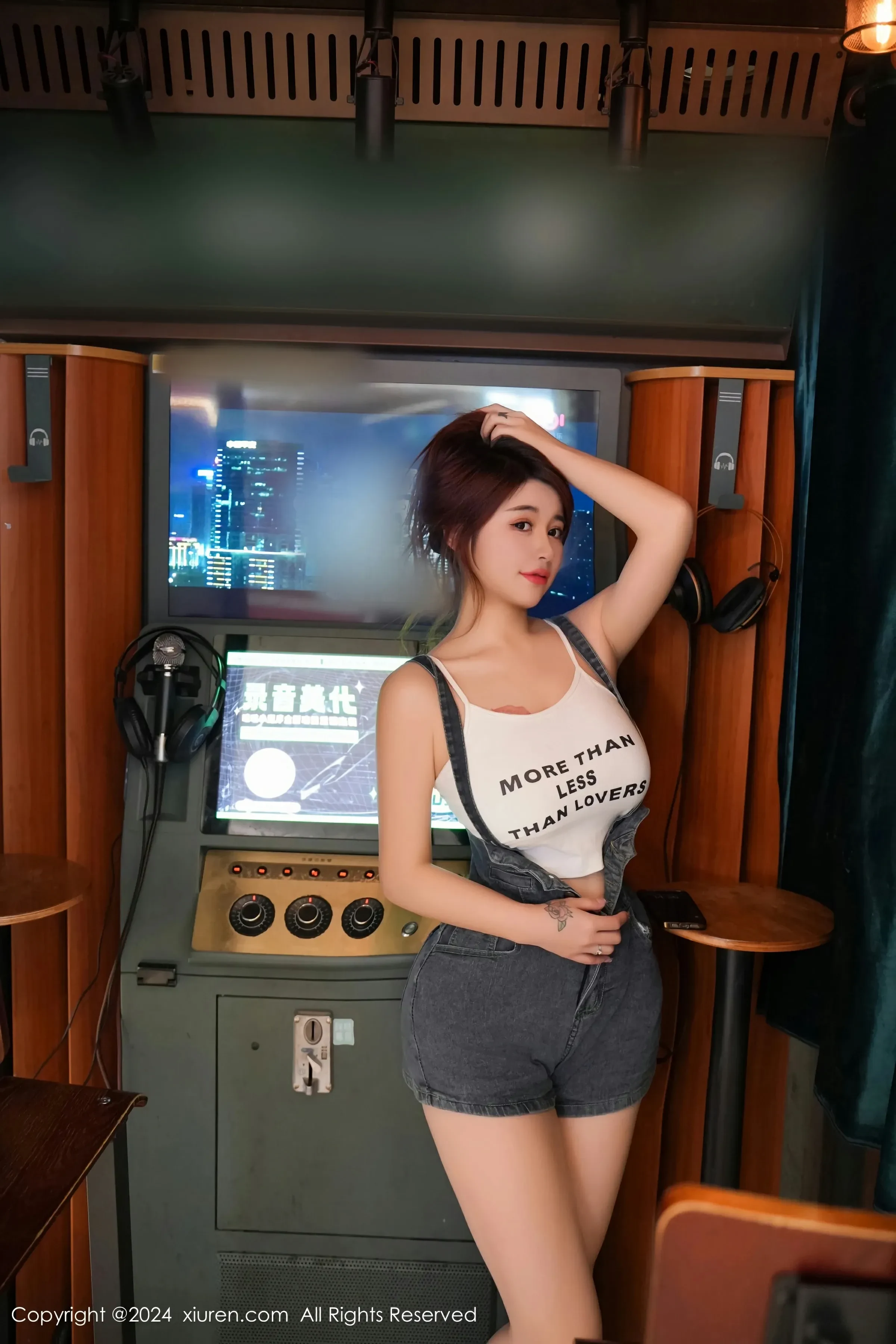  XiuRen 秀人 No.8506 美七 Mia [99P]第10张