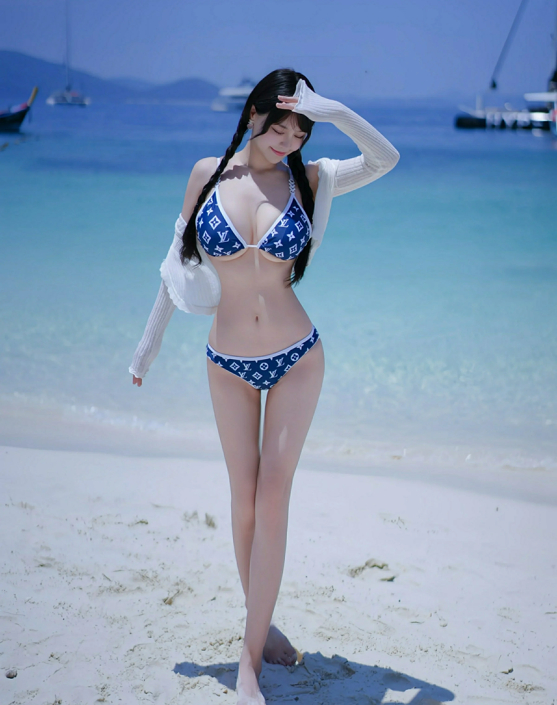  秀人网 No.10699 心上可Flora [64P]第3张