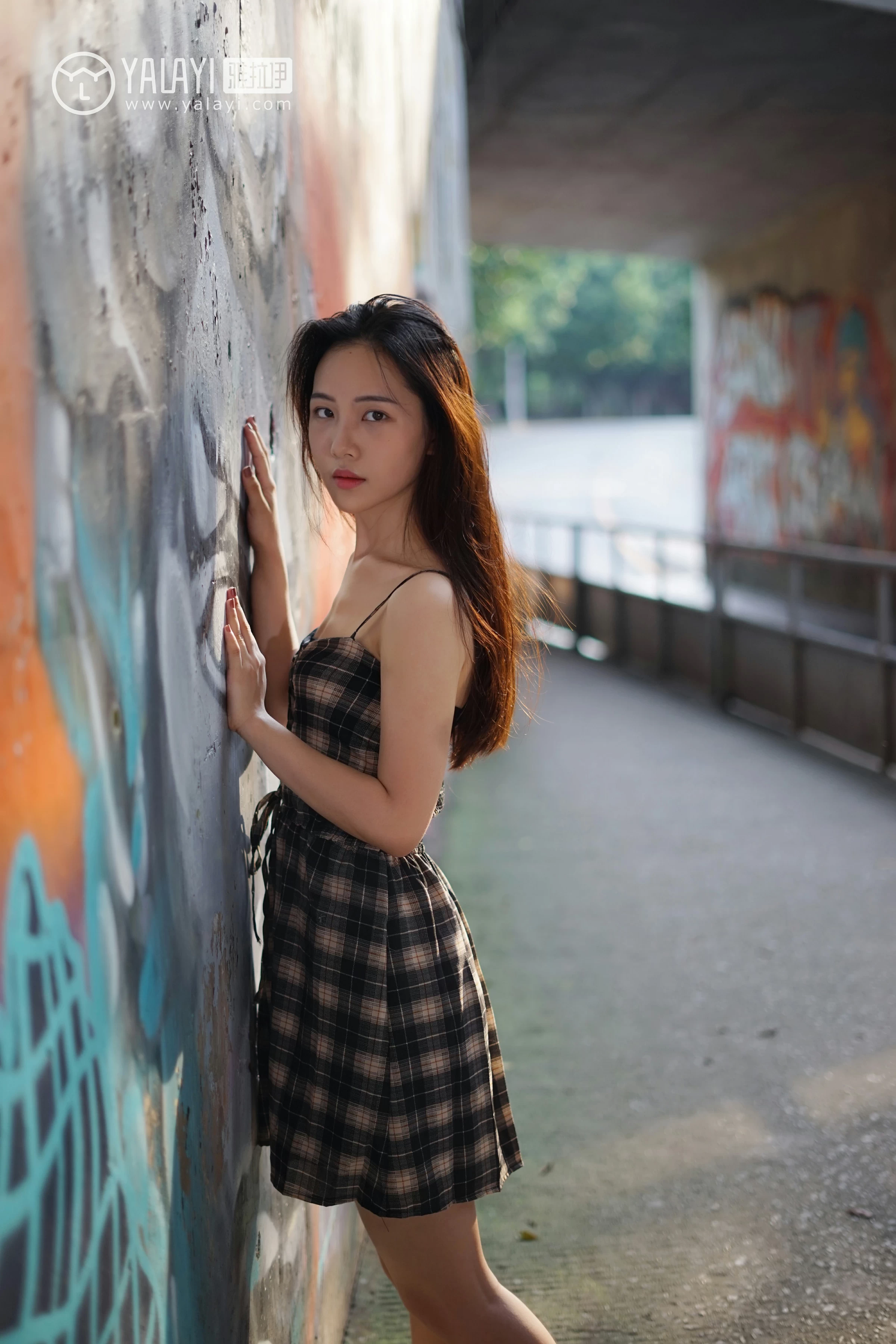 [YALAYI雅拉伊]NO.029 纯粹之心 卡柔 透视蕾丝上衣加吊带连衣裙性感私房写真集第12张