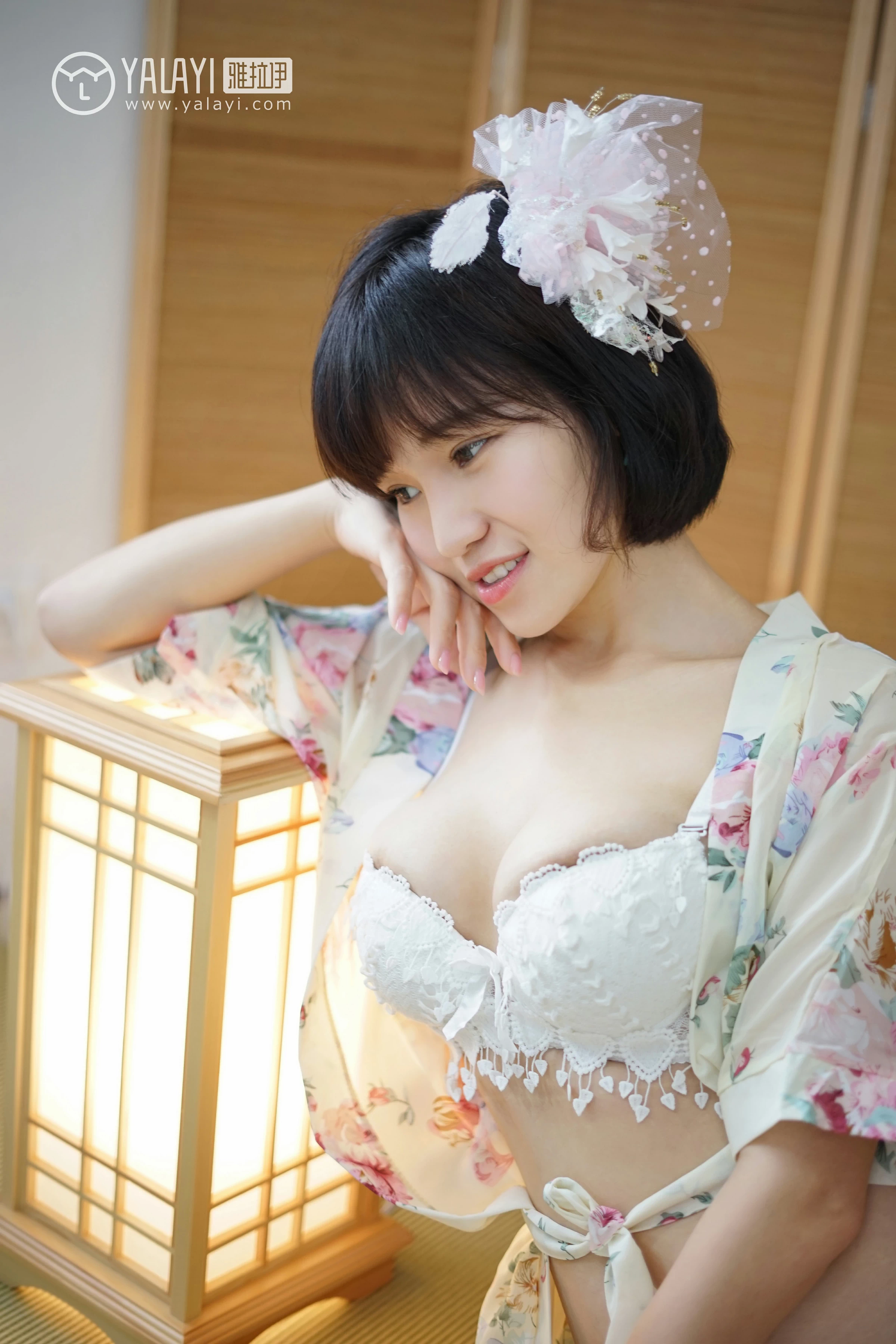 [YALAYI雅拉伊]NO.032 和服女优 多香子 红色和服与米色睡衣加白色蕾丝内衣性感私房写真集第7张