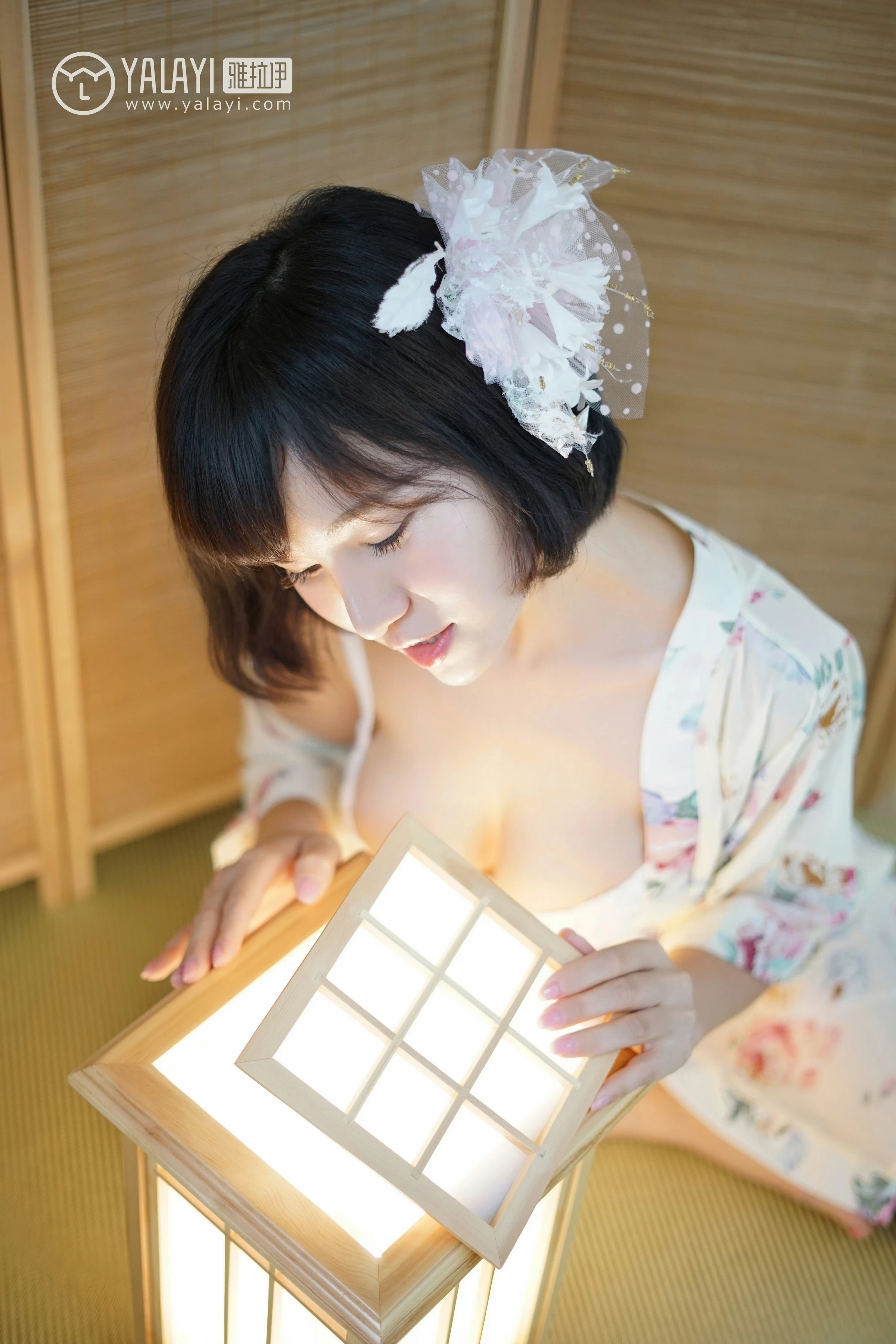 [YALAYI雅拉伊]NO.032 和服女优 多香子 红色和服与米色睡衣加白色蕾丝内衣性感私房写真集第10张