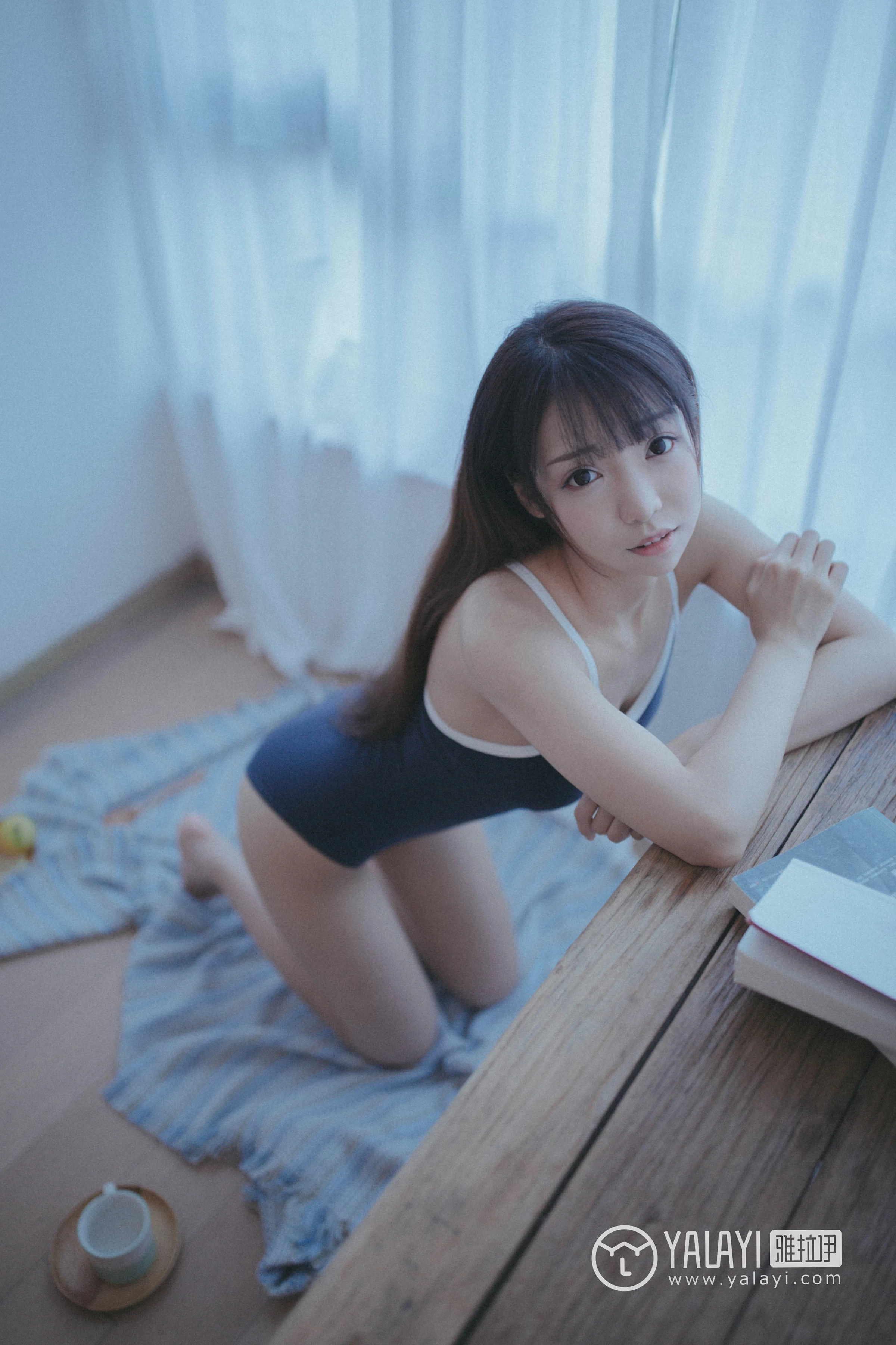[YALAYI雅拉伊]NO.068 蓝帘幽梦 水花儿 蓝色连体运动内衣性感私房写真集第3张