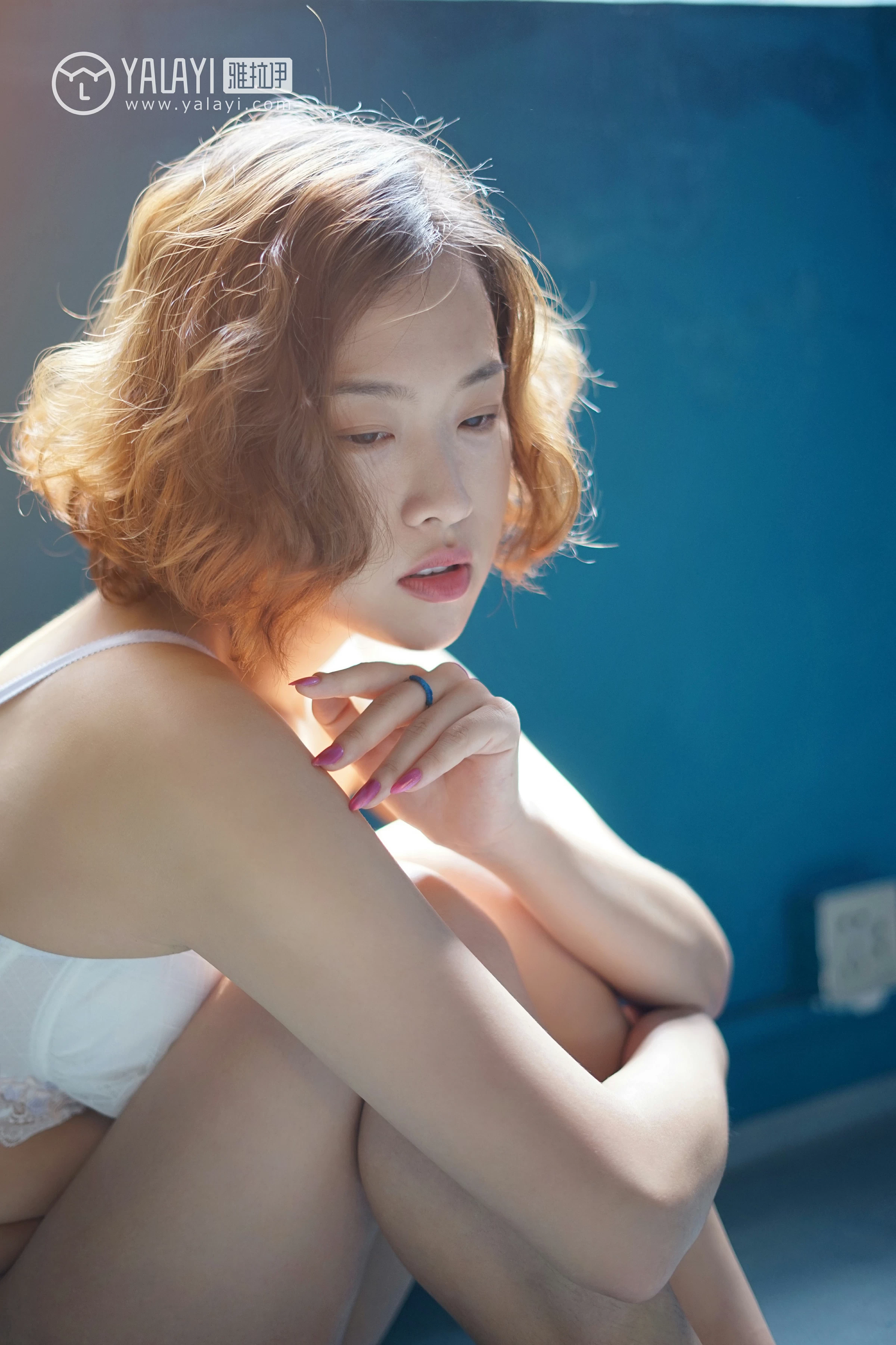 [YALAYI雅拉伊]NO.080 你是大海 泡芙 红色连衣裙加白色蕾丝内衣性感私房写真集第9张