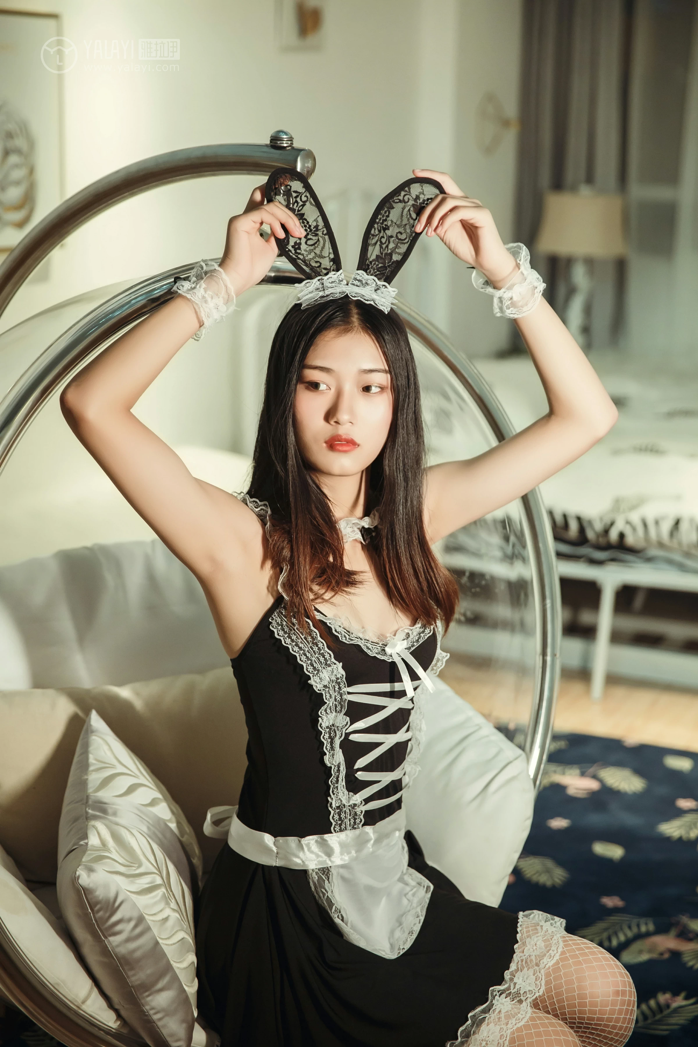 [YALAYI雅拉伊]NO.125 兔儿御姐 和风 性感女仆制服加白色情趣渔网袜私房写真集第12张